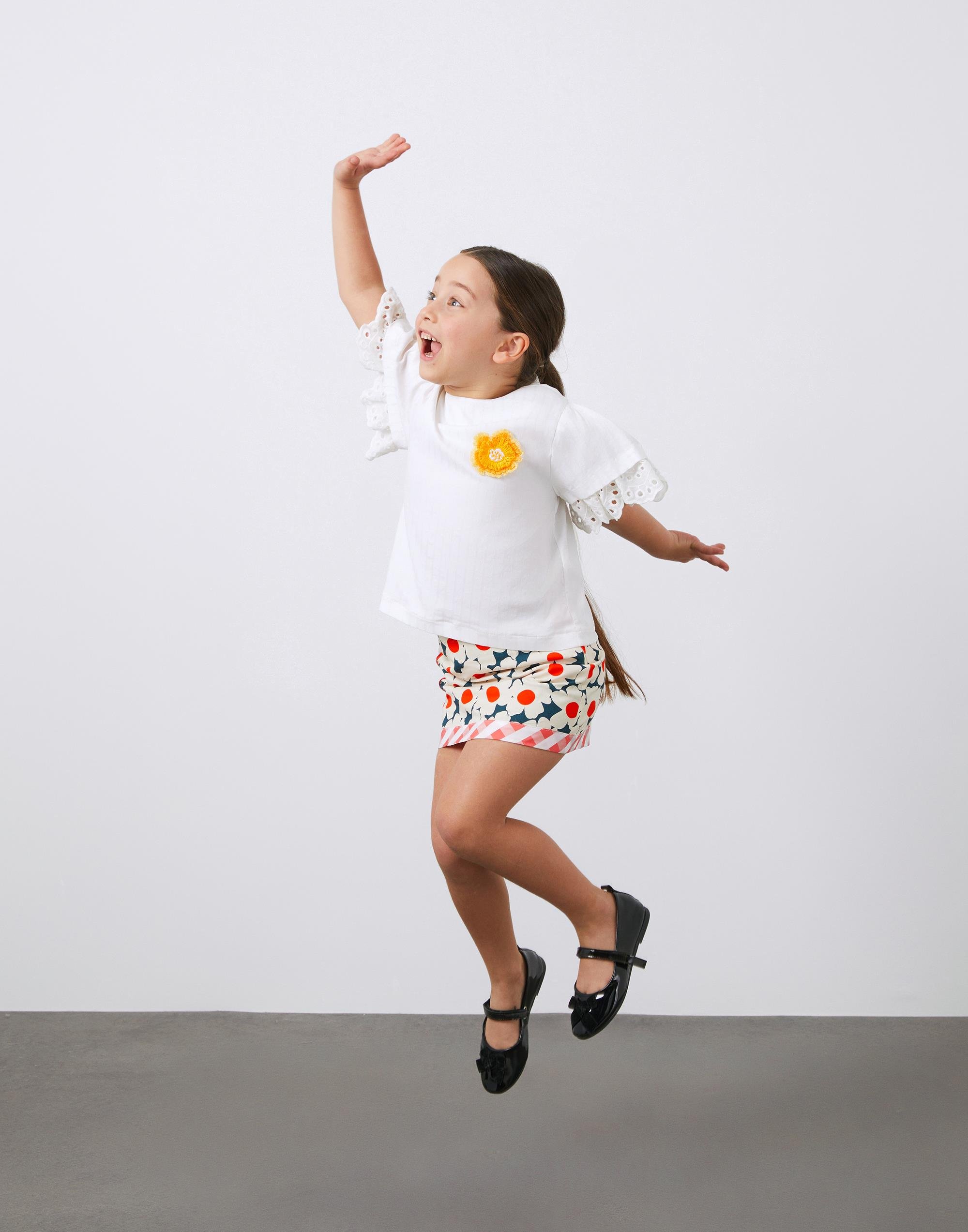 Nakış Esprili Dantel Detaylı Poplin Beyaz Kız Çocuk Bluz - junior, designer dresses, bachelorette, party dresses and graduation dresses.