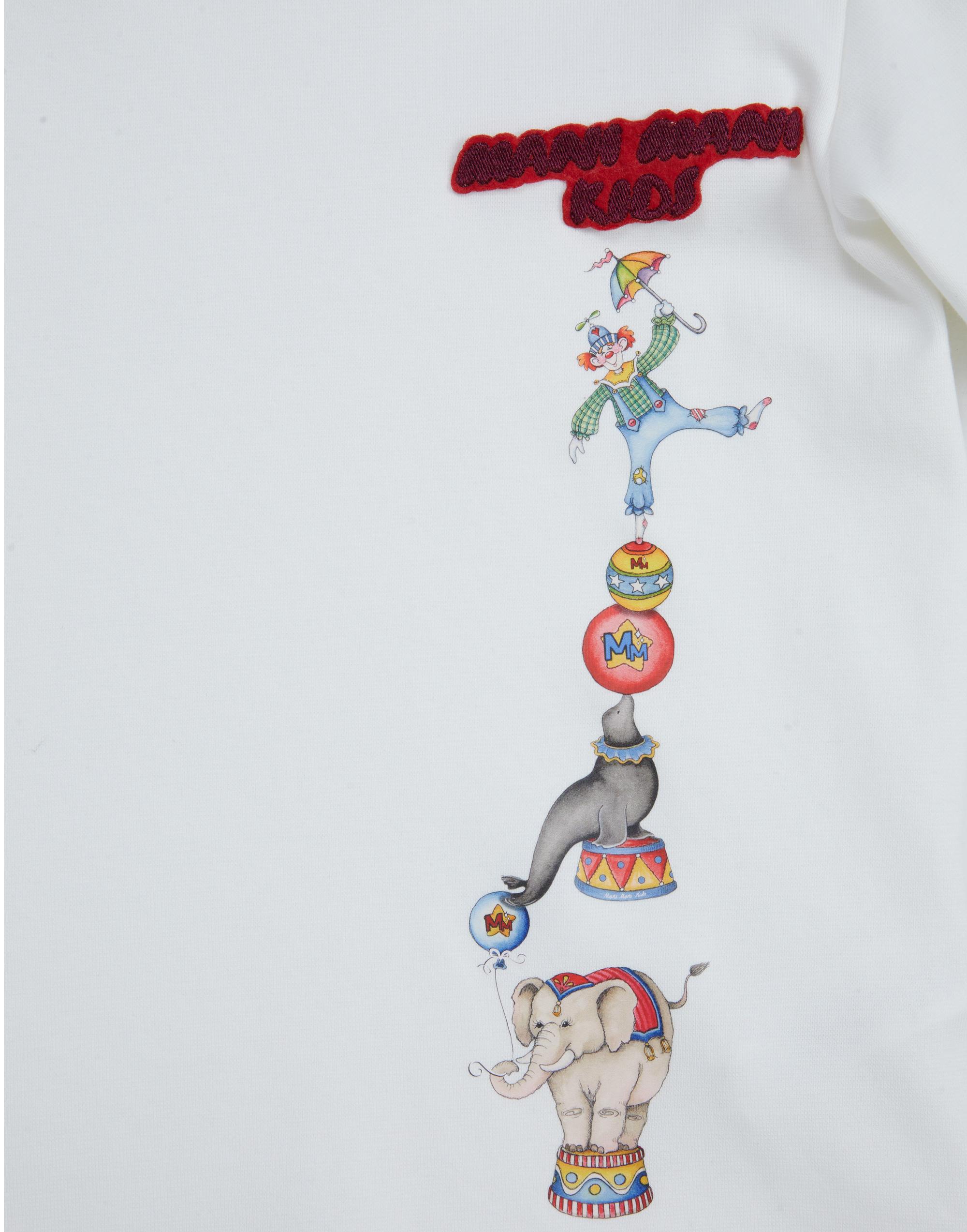 OMUZLARDA ŞERİT DETAYLI ÖNDE SİRK BASKILI NAKIŞLI TİŞÖRT - junior, designer dresses, bachelorette, party dresses and graduation dresses.