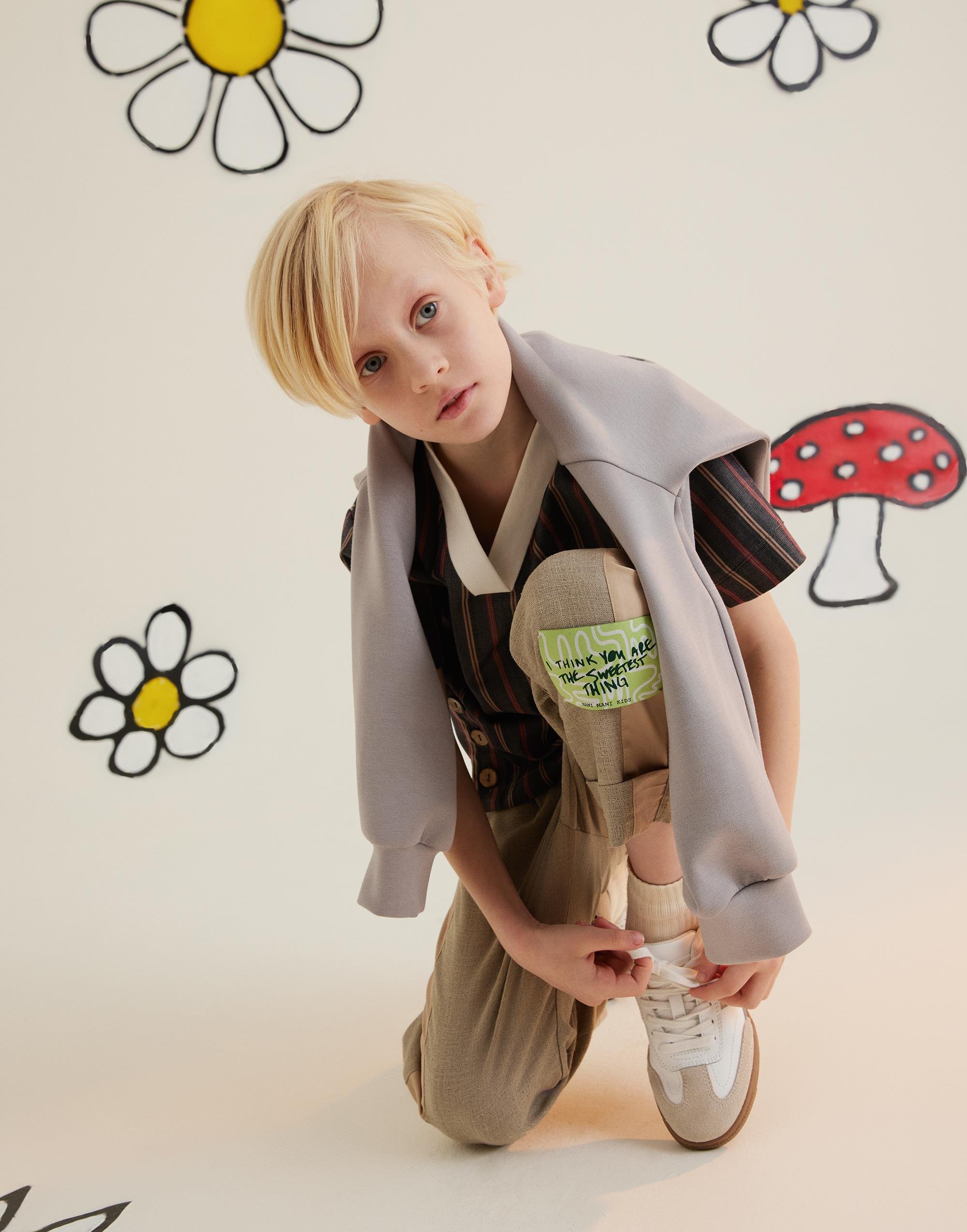 Önü Pileli Yanları Çizgili Bej Pantolon - junior, designer dresses, bachelorette, party dresses and graduation dresses.