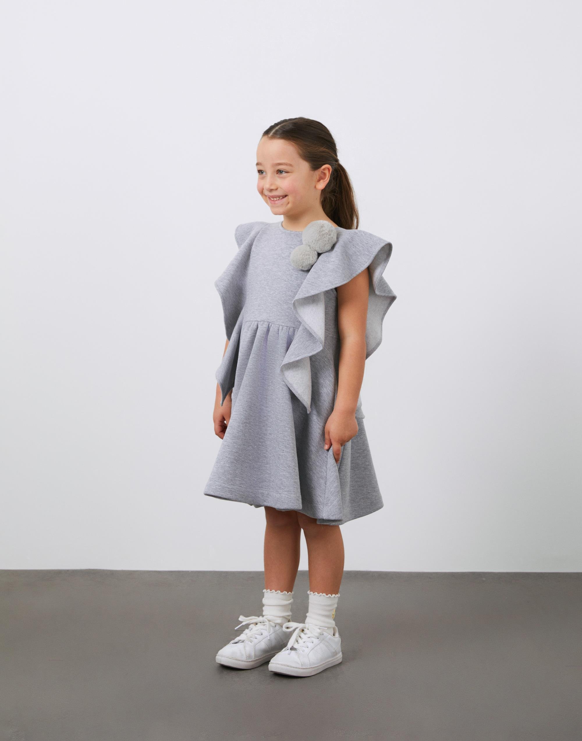 Ponpon Detaylı Volanlı Gri Örme Kız Çocuk Elbise - junior, designer dresses, bachelorette, party dresses and graduation dresses.