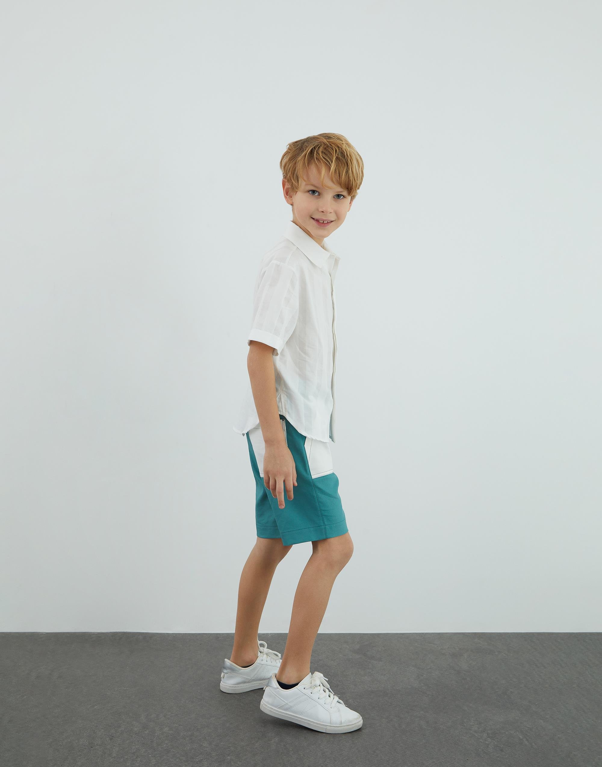 Sırtı Baskı Detaylı Beyaz Gömlek - junior, designer dresses, bachelorette, party dresses and graduation dresses.