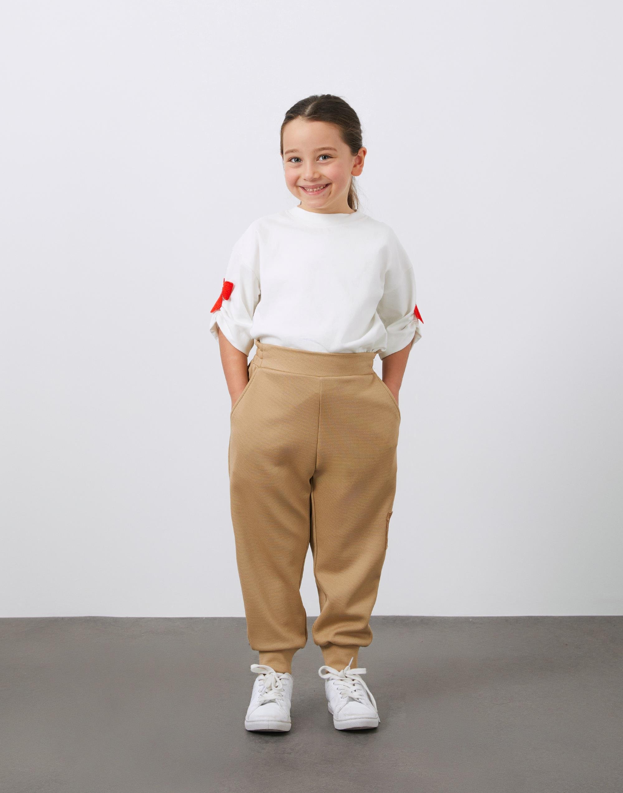 Yanı Nakış Aplike Detaylı Cepli Kahverengi Erkek Çocuk Pantolon - junior, designer dresses, bachelorette, party dresses and graduation dresses.