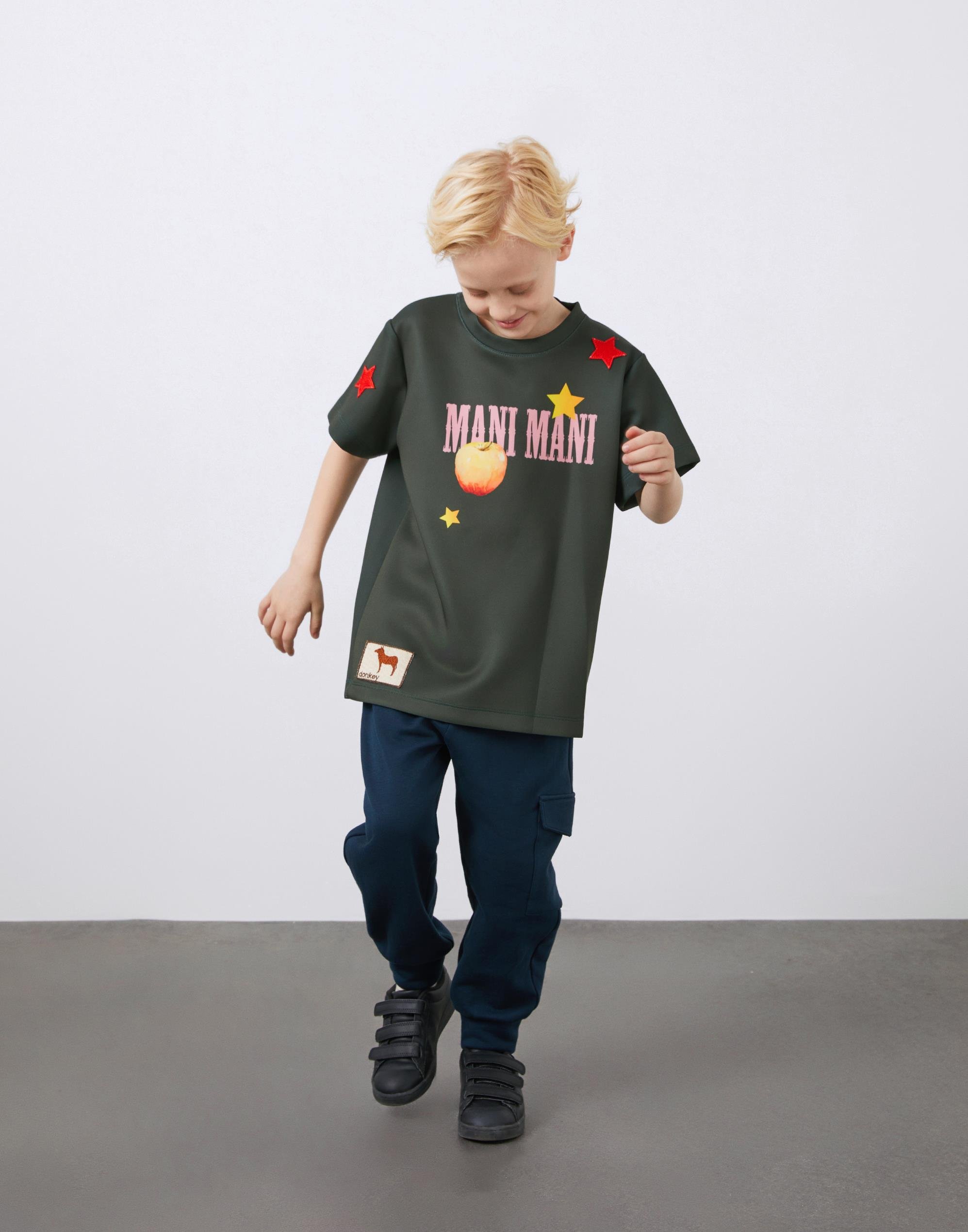 Yuvarlak Yaka Baskı ve Aplike Detaylı Erkek Çocuk Tişört - junior, designer dresses, bachelorette, party dresses and graduation dresses.