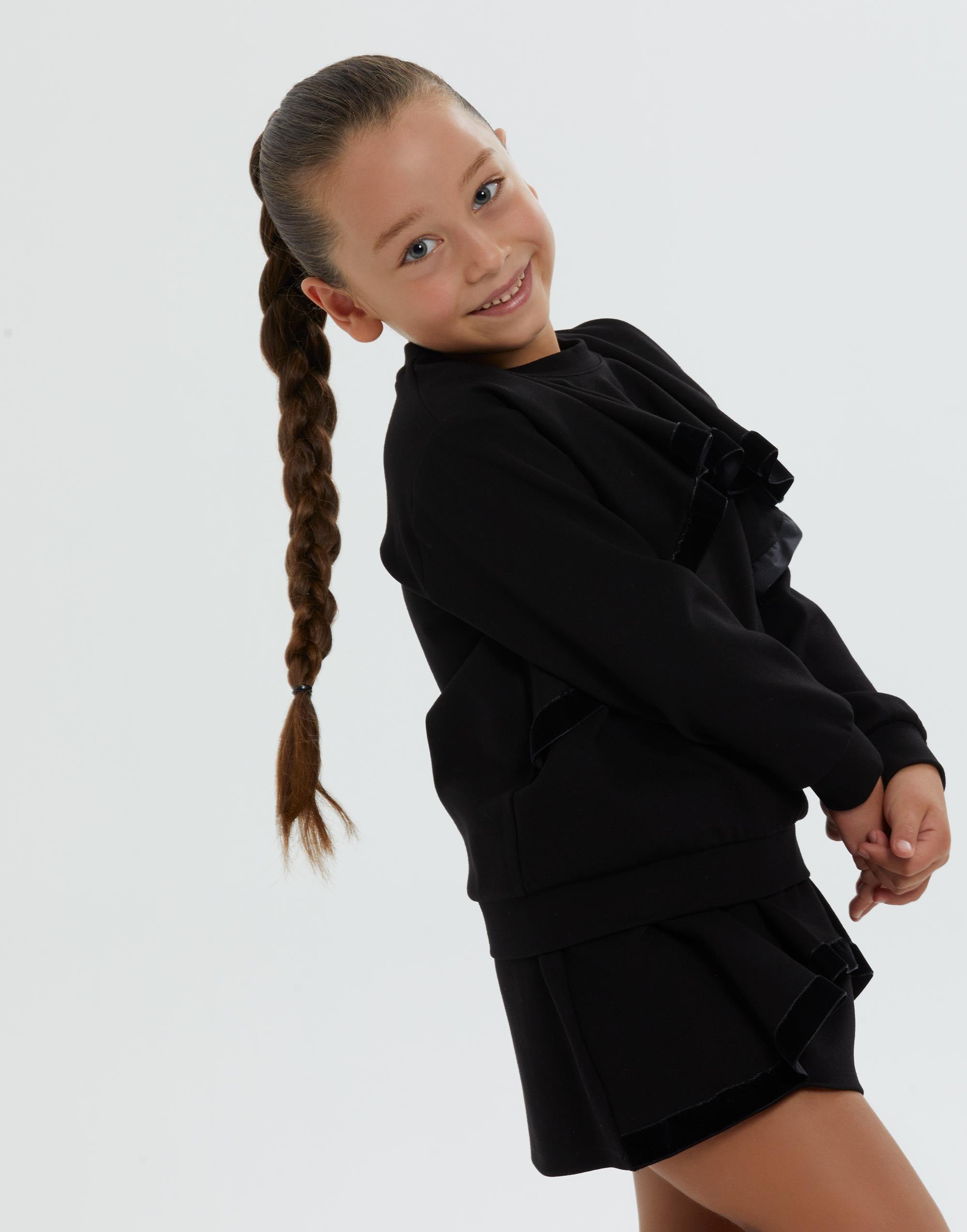 Yuvarlak Yaka Önü Fırfır Detaylı Siyah Kız Çocuk Bluz - junior, designer dresses, bachelorette, party dresses and graduation dresses.