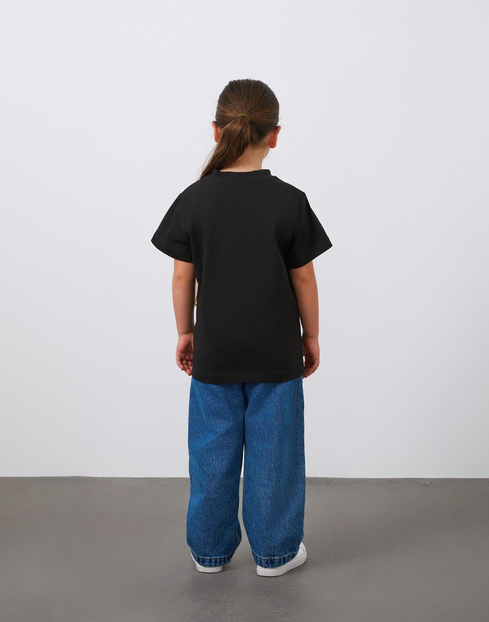 Yuvarlak Yaka Yıldız Aplike Detaylı Siyah Kız Çocuk Tişört - junior, designer dresses, bachelorette, party dresses and graduation dresses.