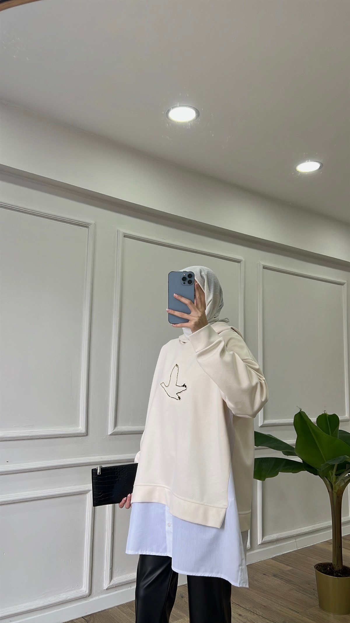 Bej Kuş Baskılı Sweatshirt 