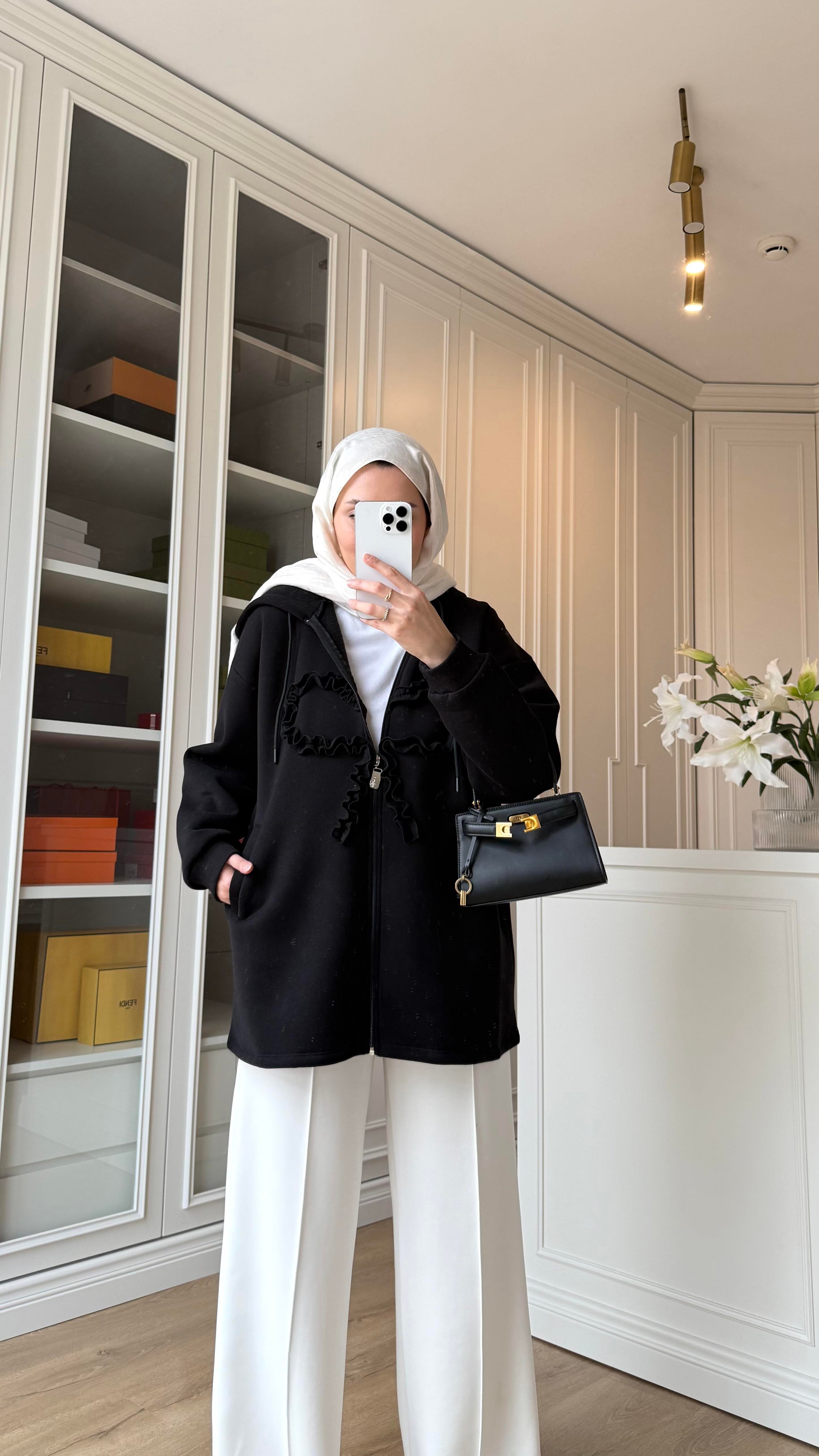 Fiyonk Detaylı Hırka Lacivert