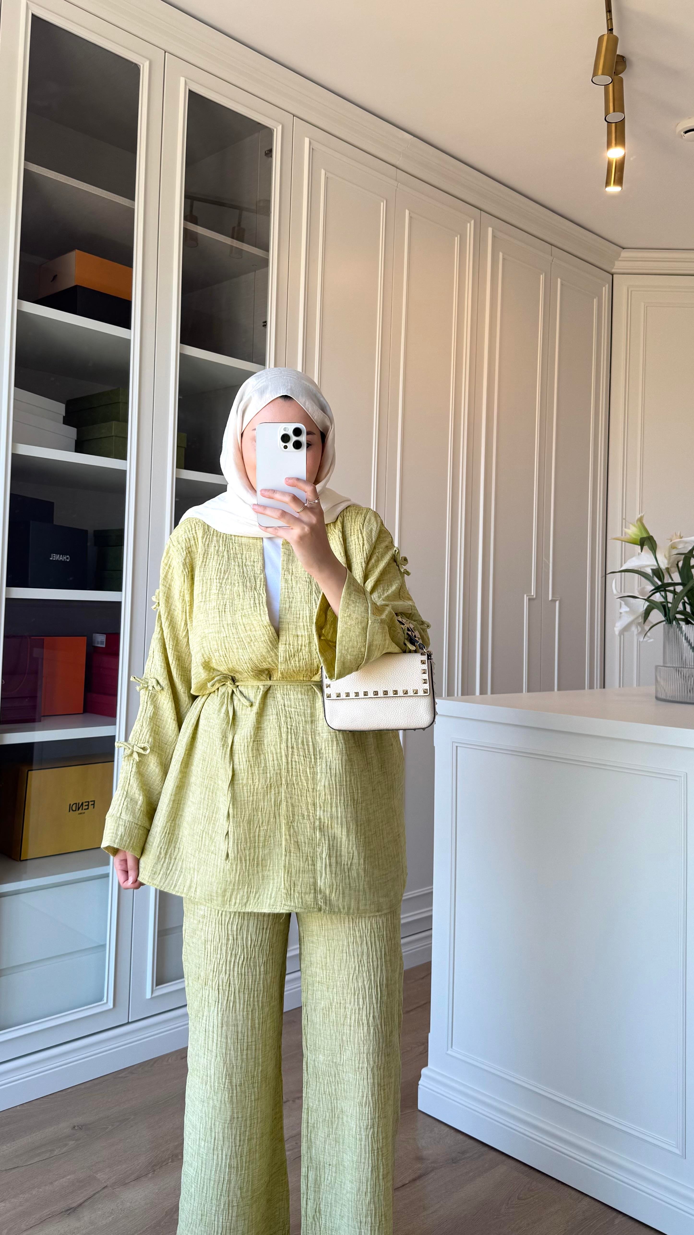 Fiyonk Detaylı Takım Yağ Yeşili