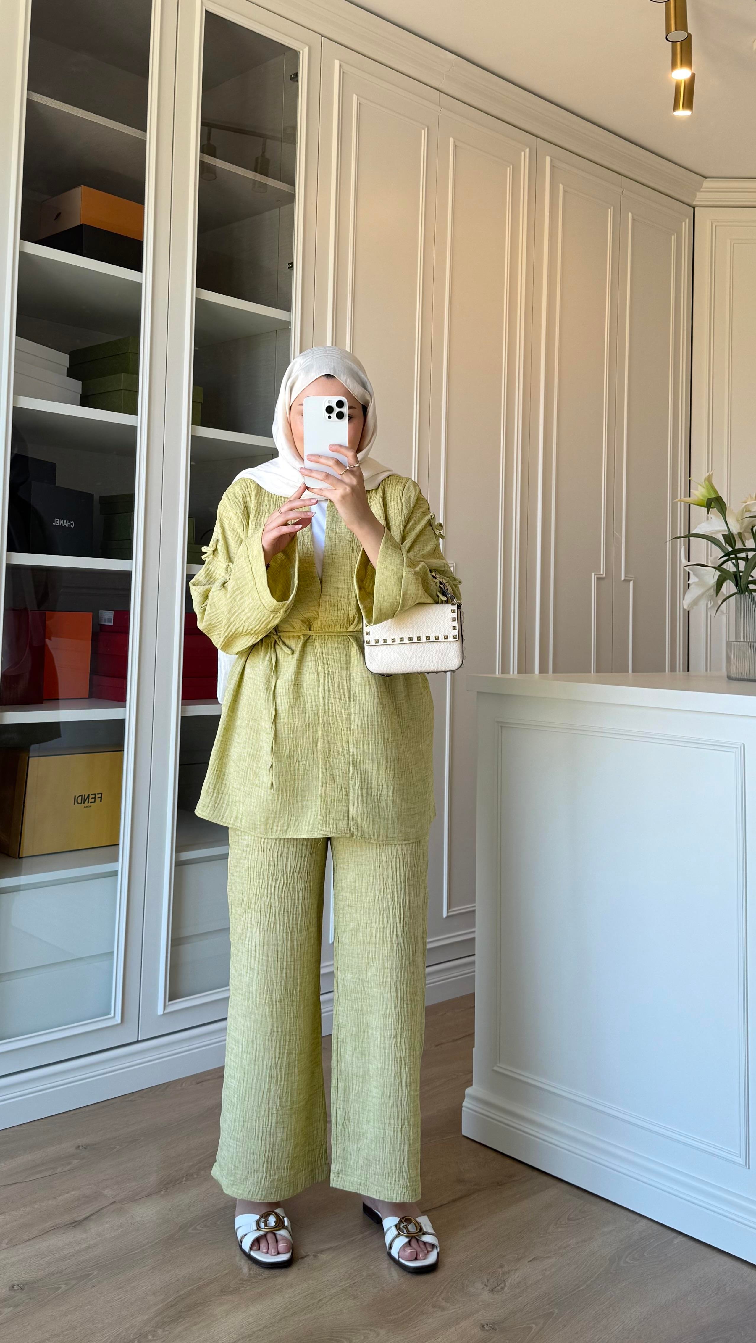 Fiyonk Detaylı Takım Yağ Yeşili