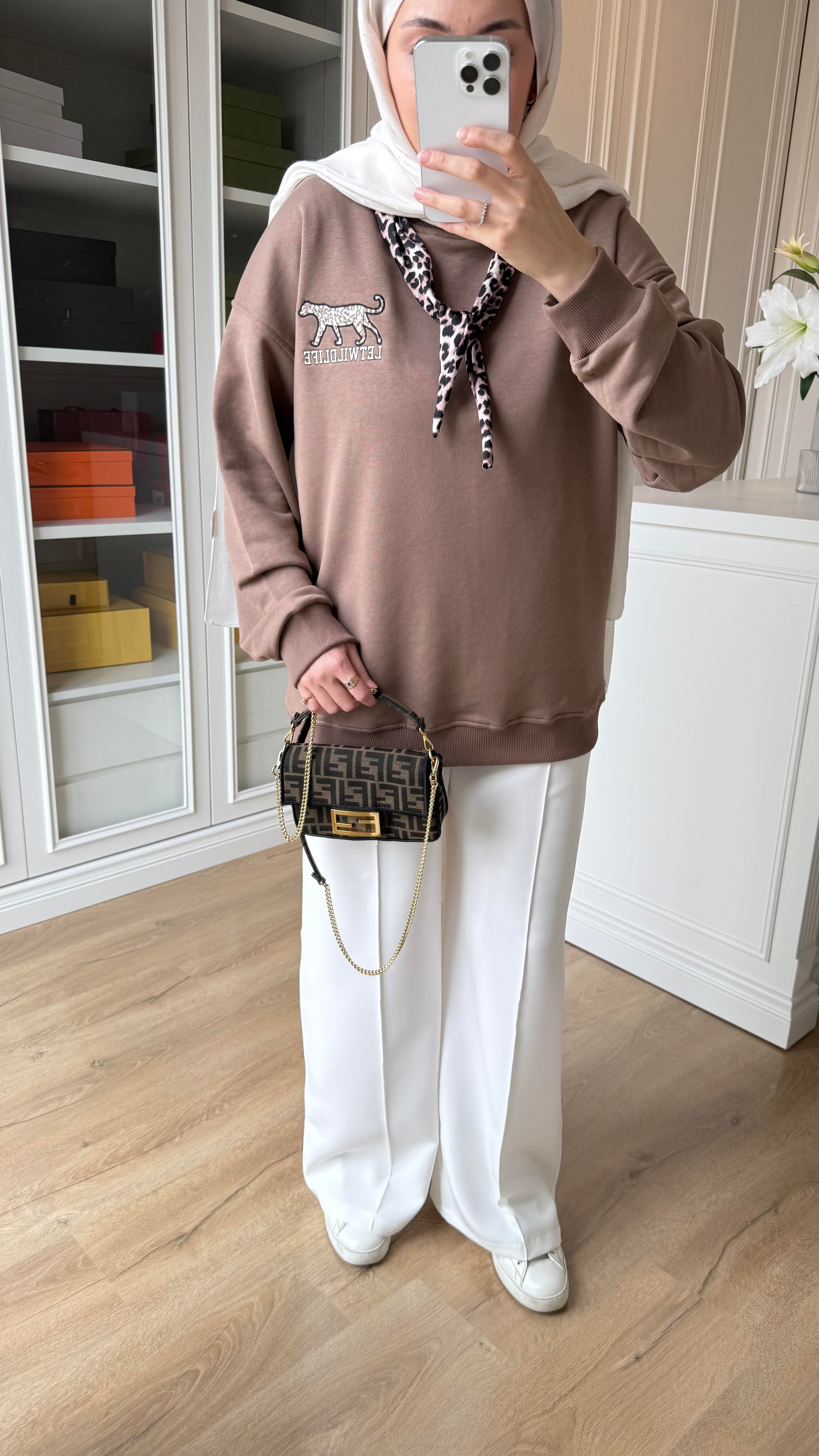 Fularlı Sweatshirt Kahve