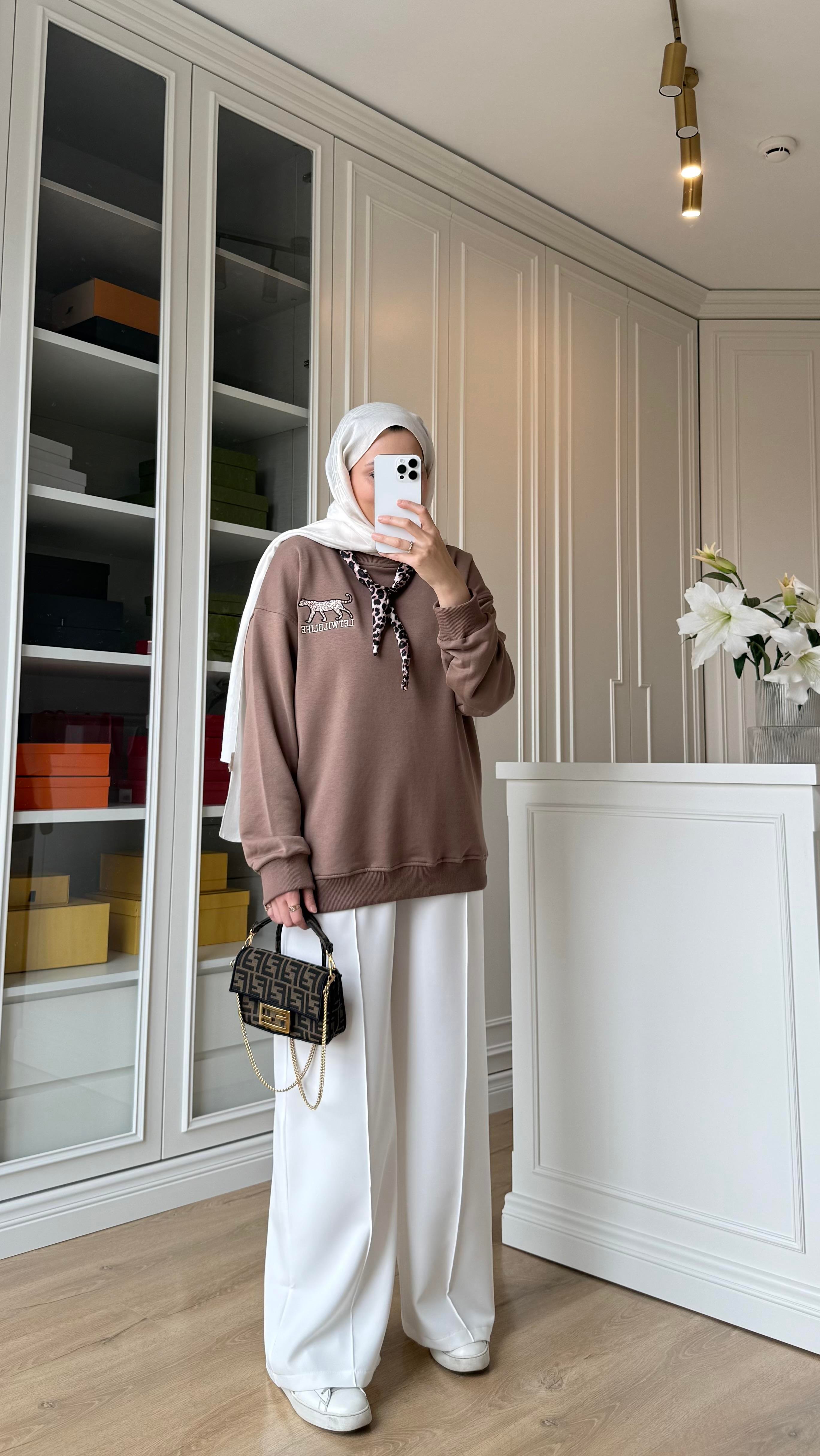 Fularlı Sweatshirt Kahve