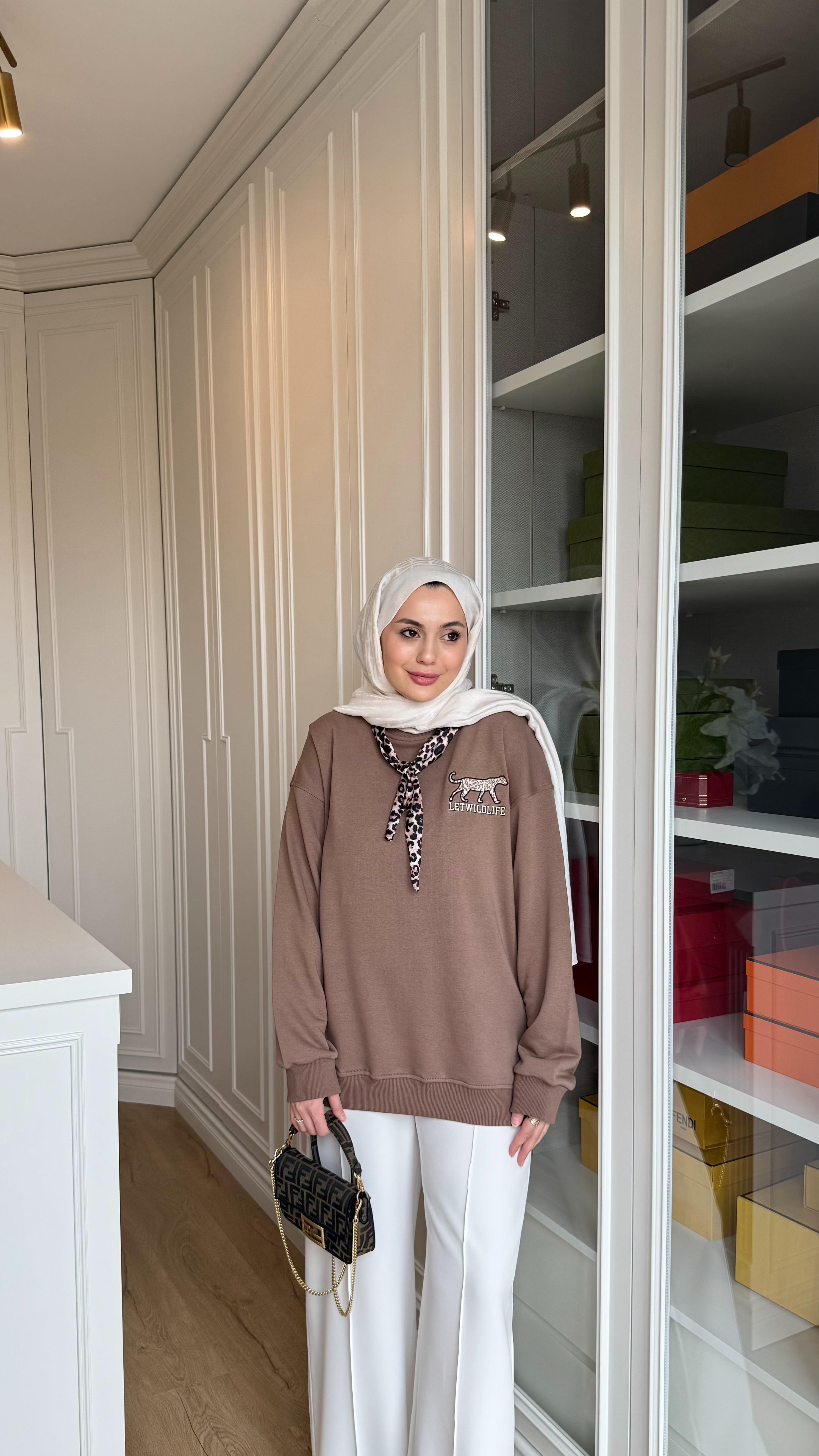 Fularlı Sweatshirt Kahve
