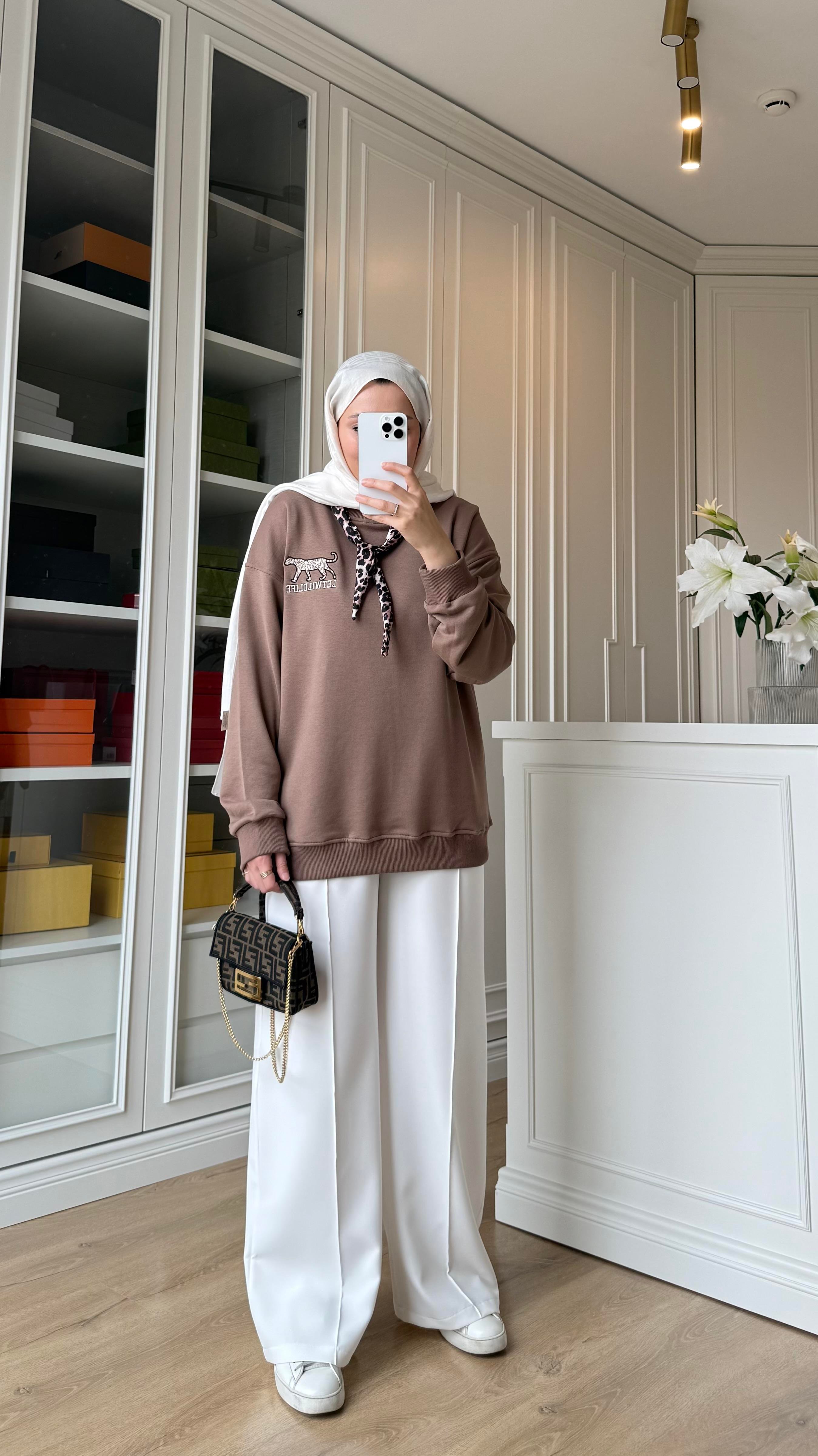Fularlı Sweatshirt Kahve