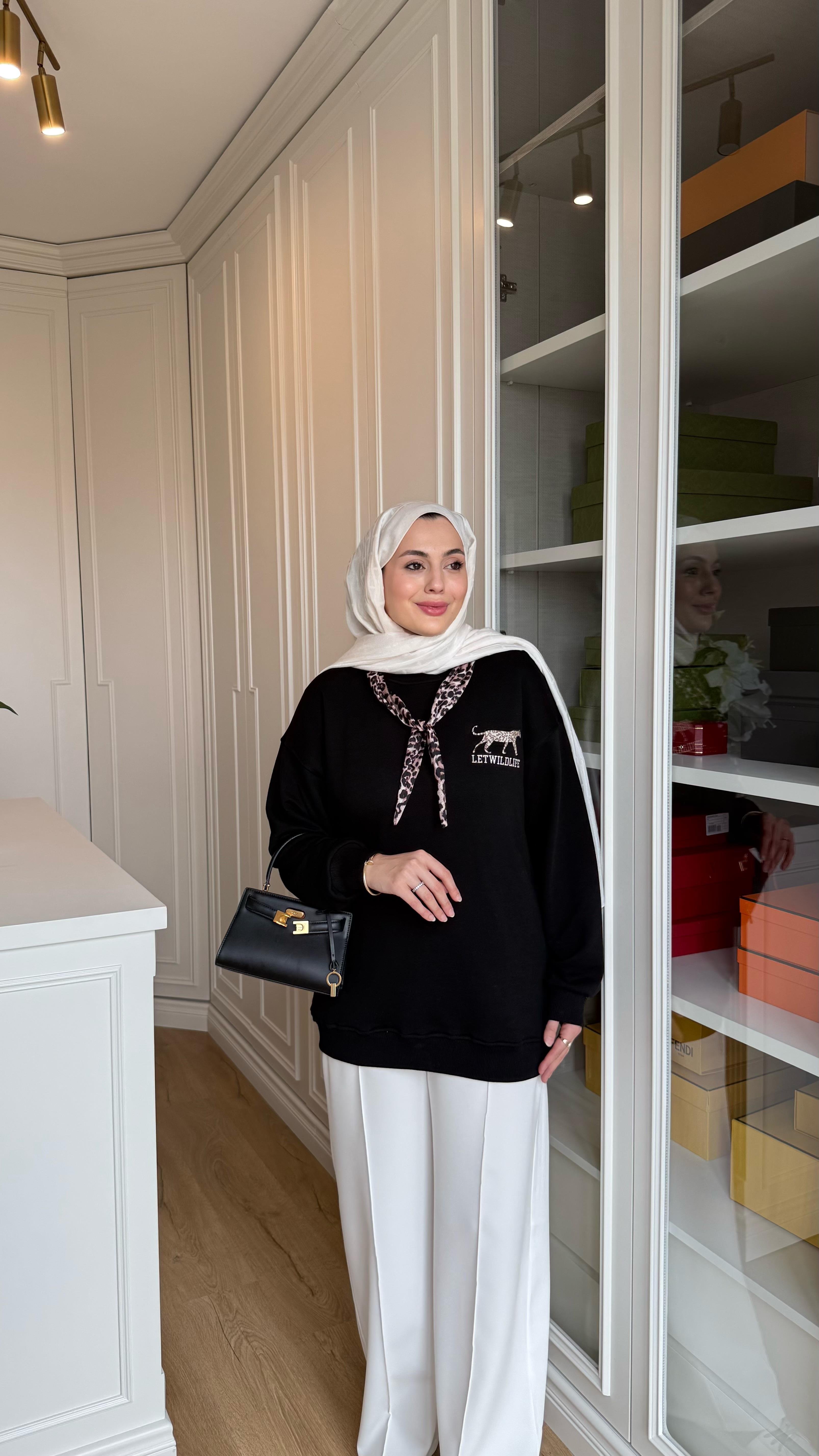 Fularlı Sweatshirt Siyah