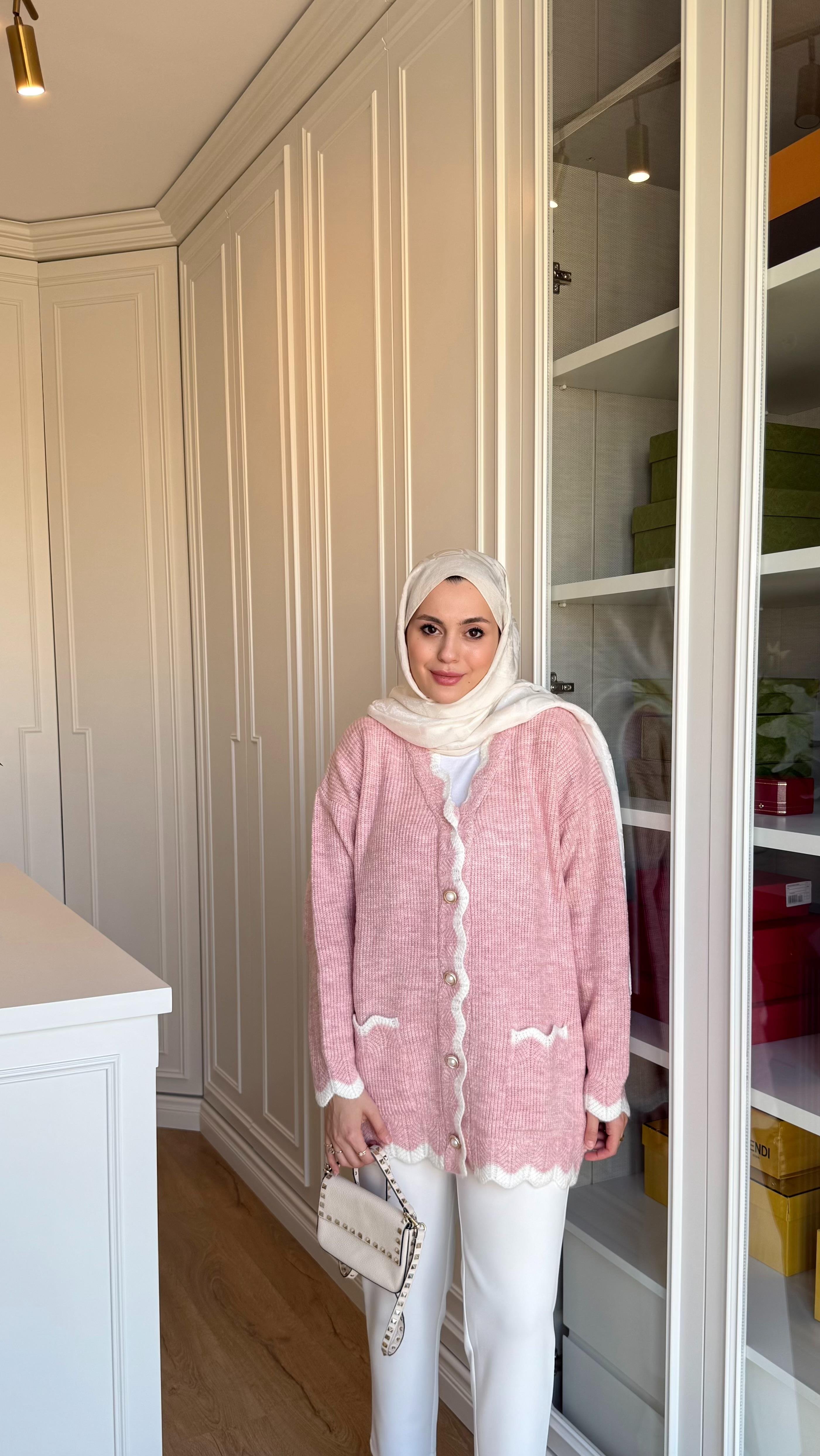 İnci Düğmeli Hırka Pembe