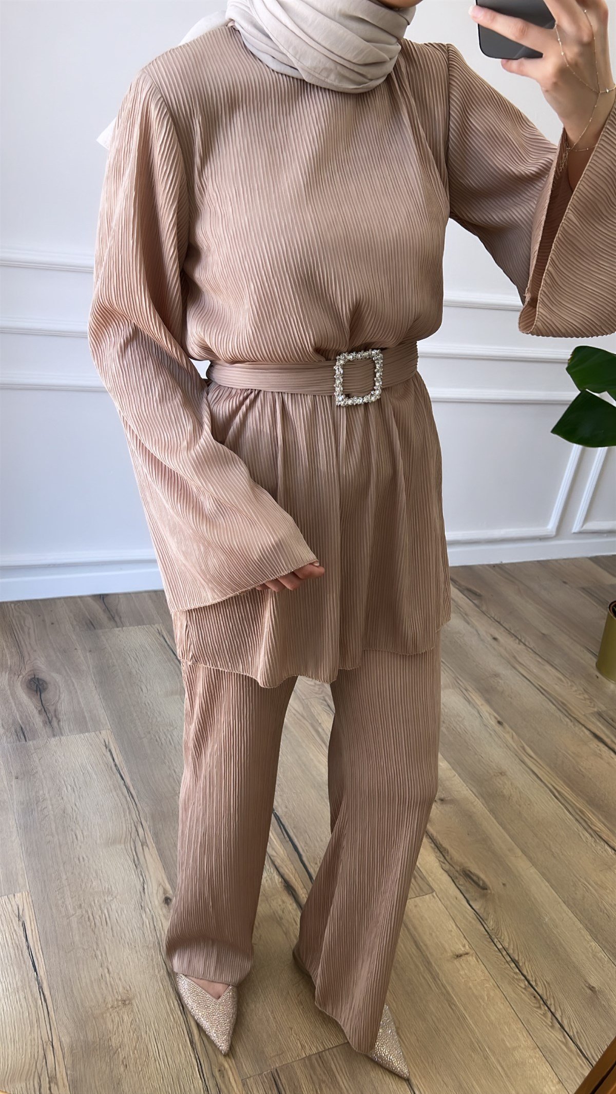 Kemerli Takım - Bej