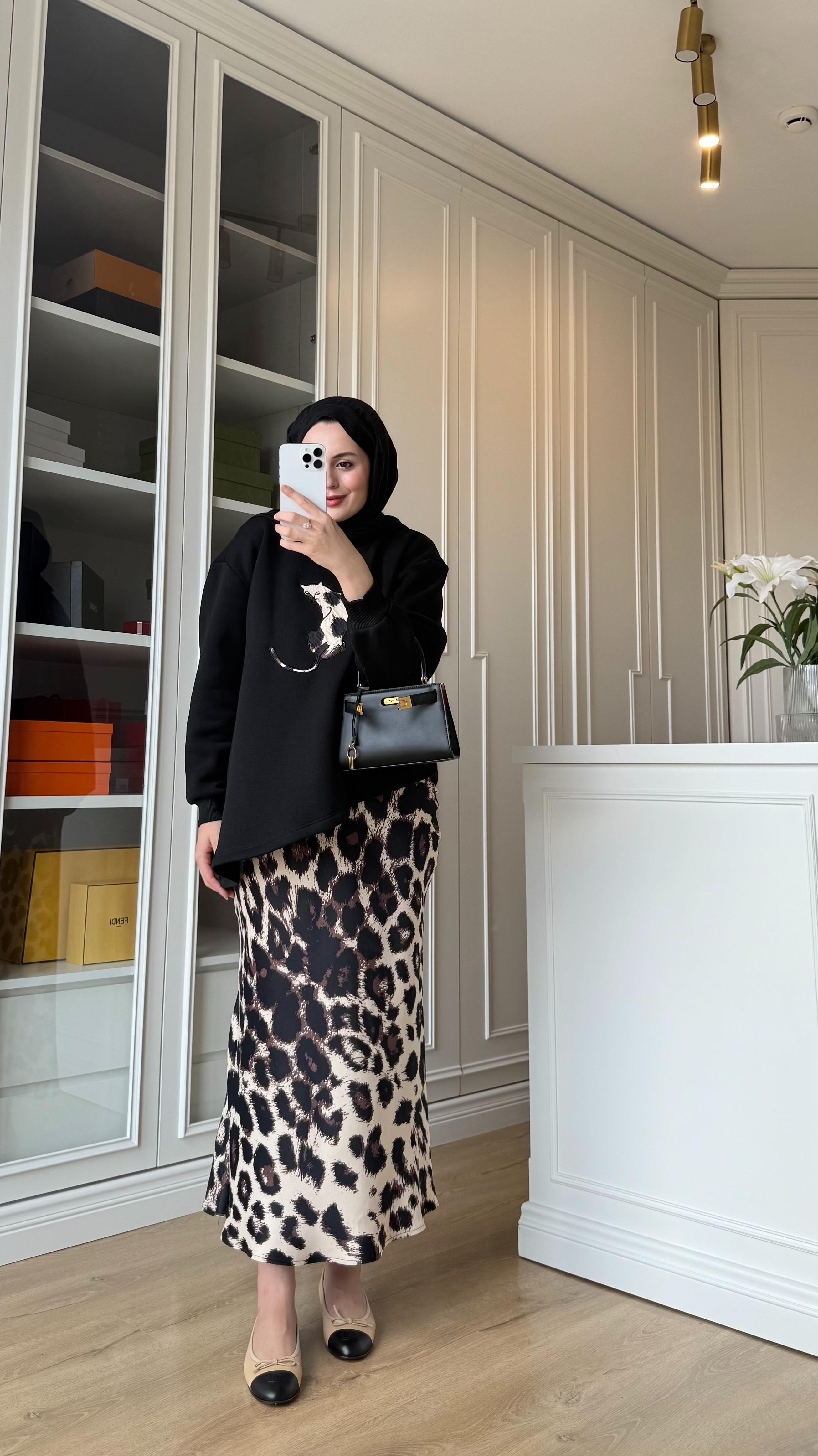 Leopar Etekli Takım Siyah