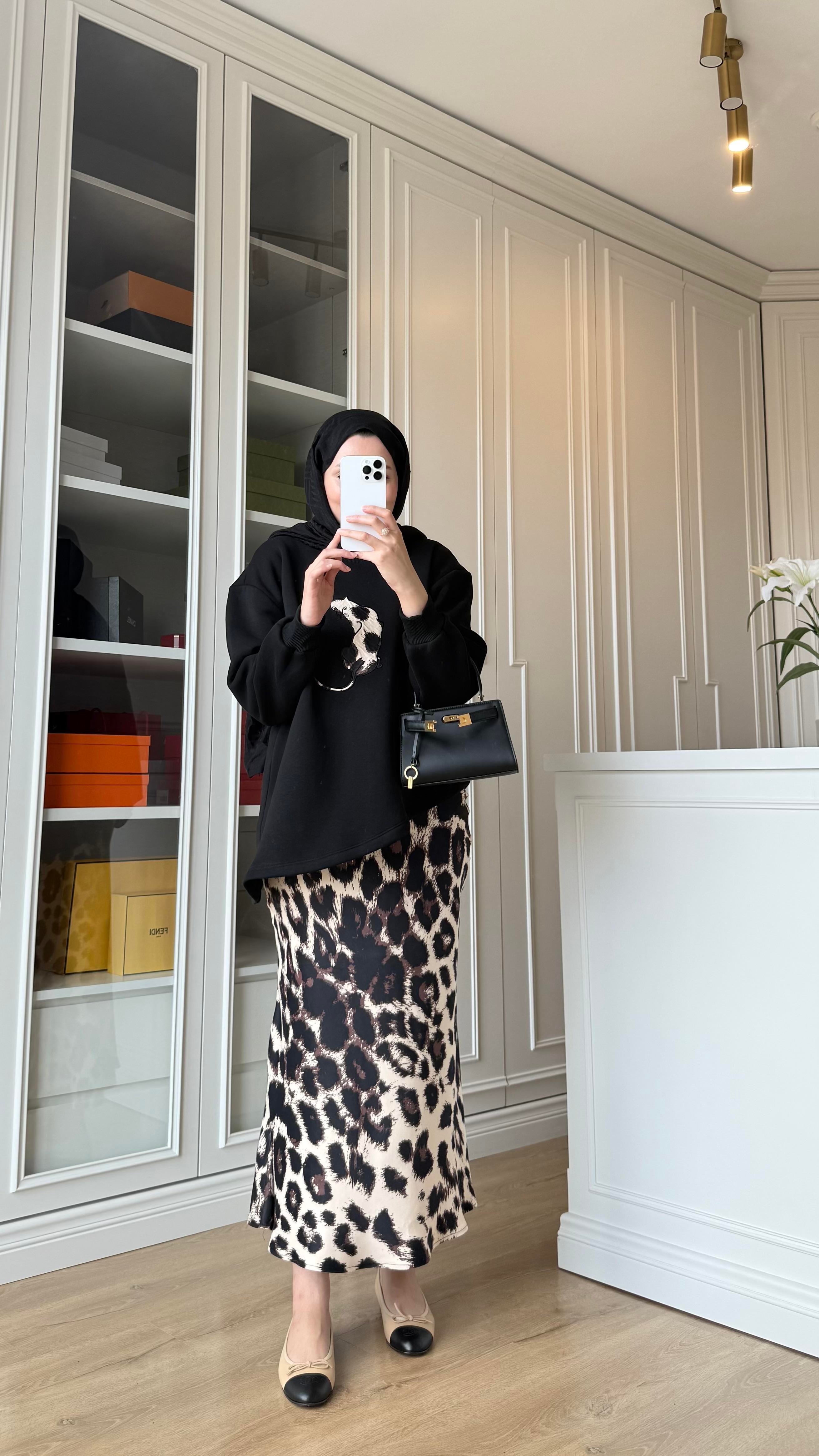 Leopar Etekli Takım Siyah