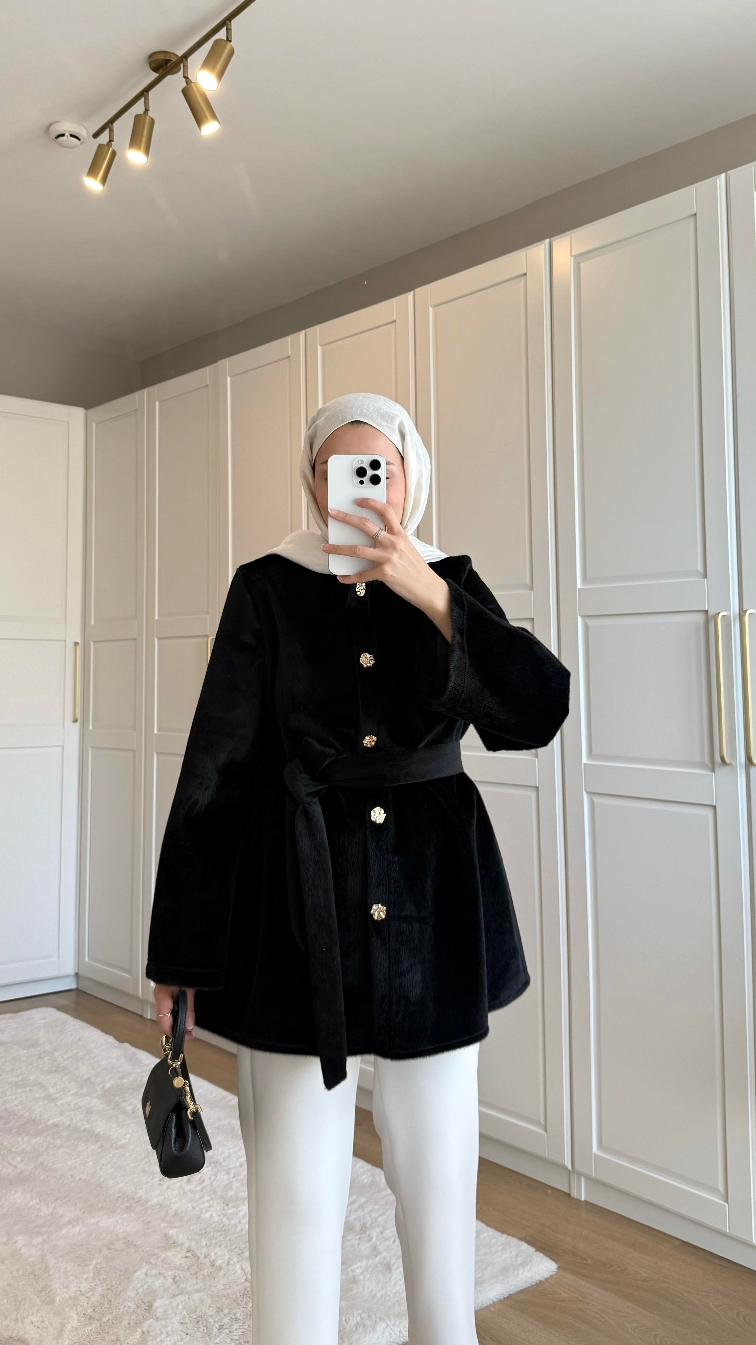Mary Kemerli Kaban Siyah