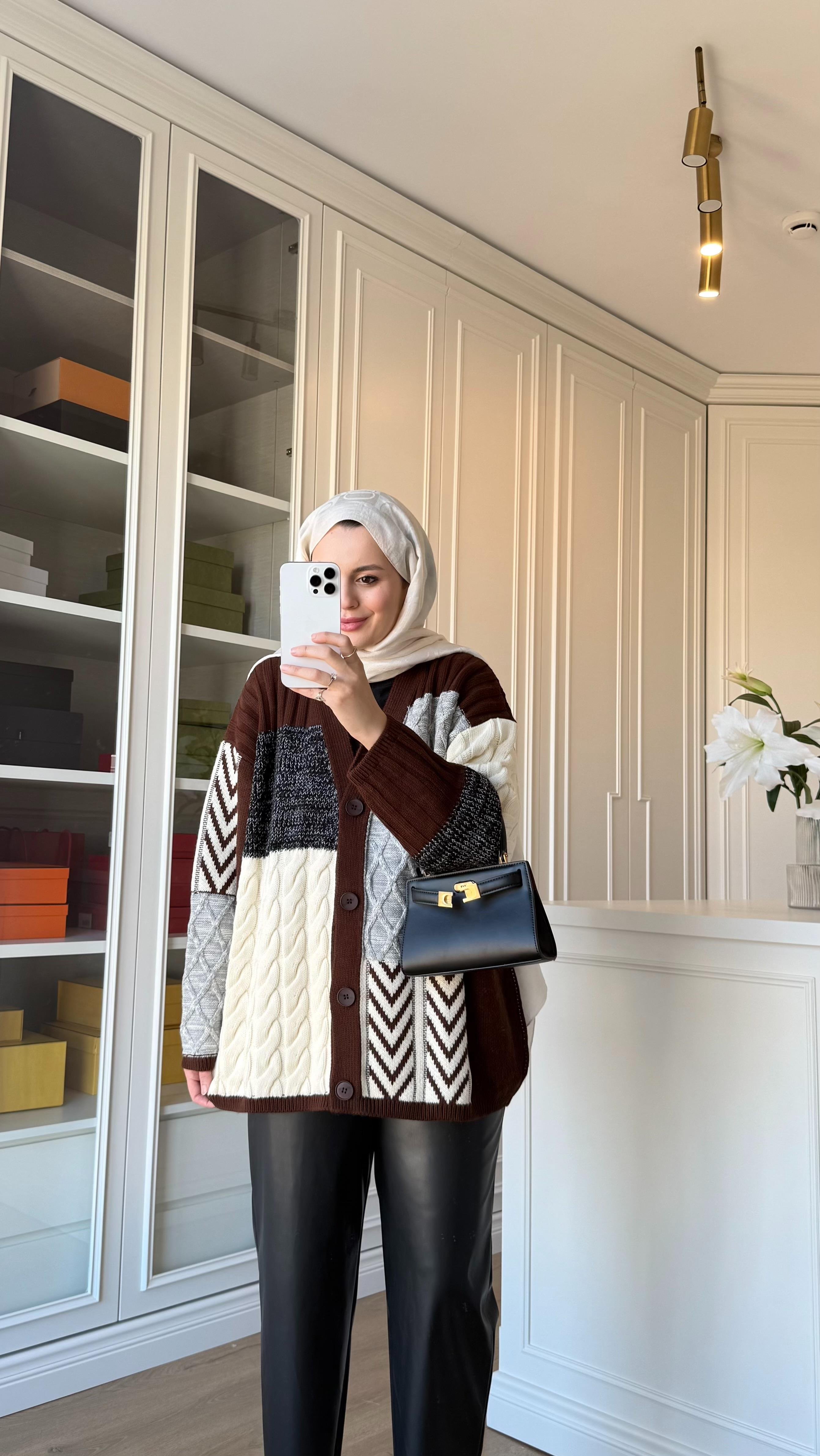 Mia Hırka Acı Kahve