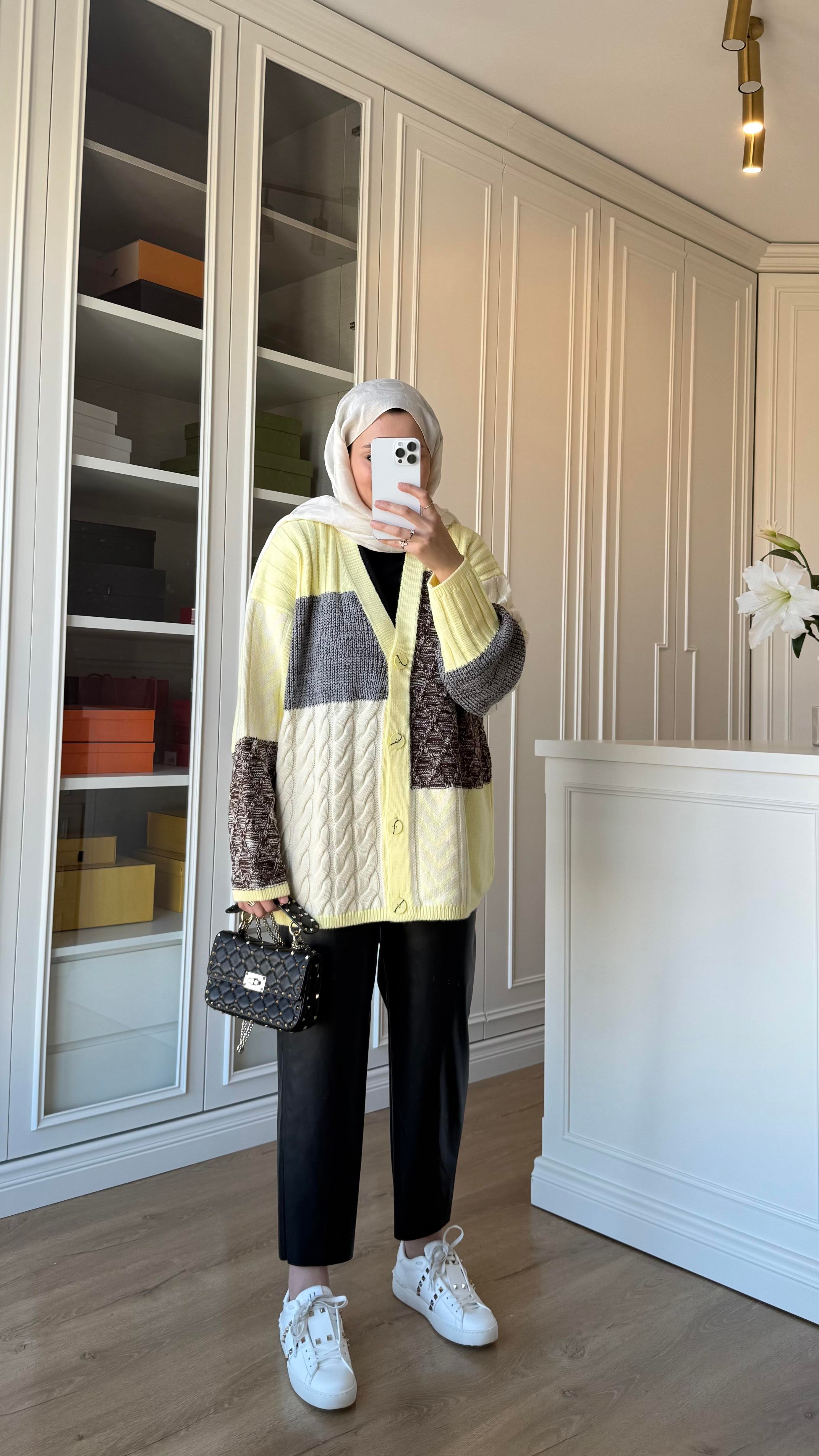 Mia Hırka Sarı