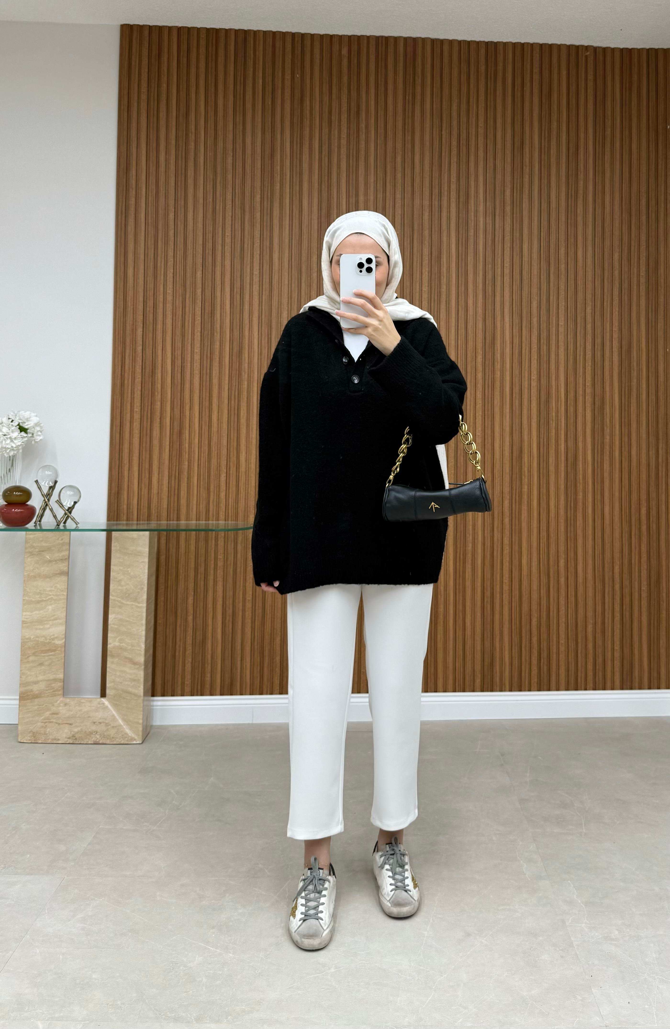 Önden Düğmeli Triko Siyah