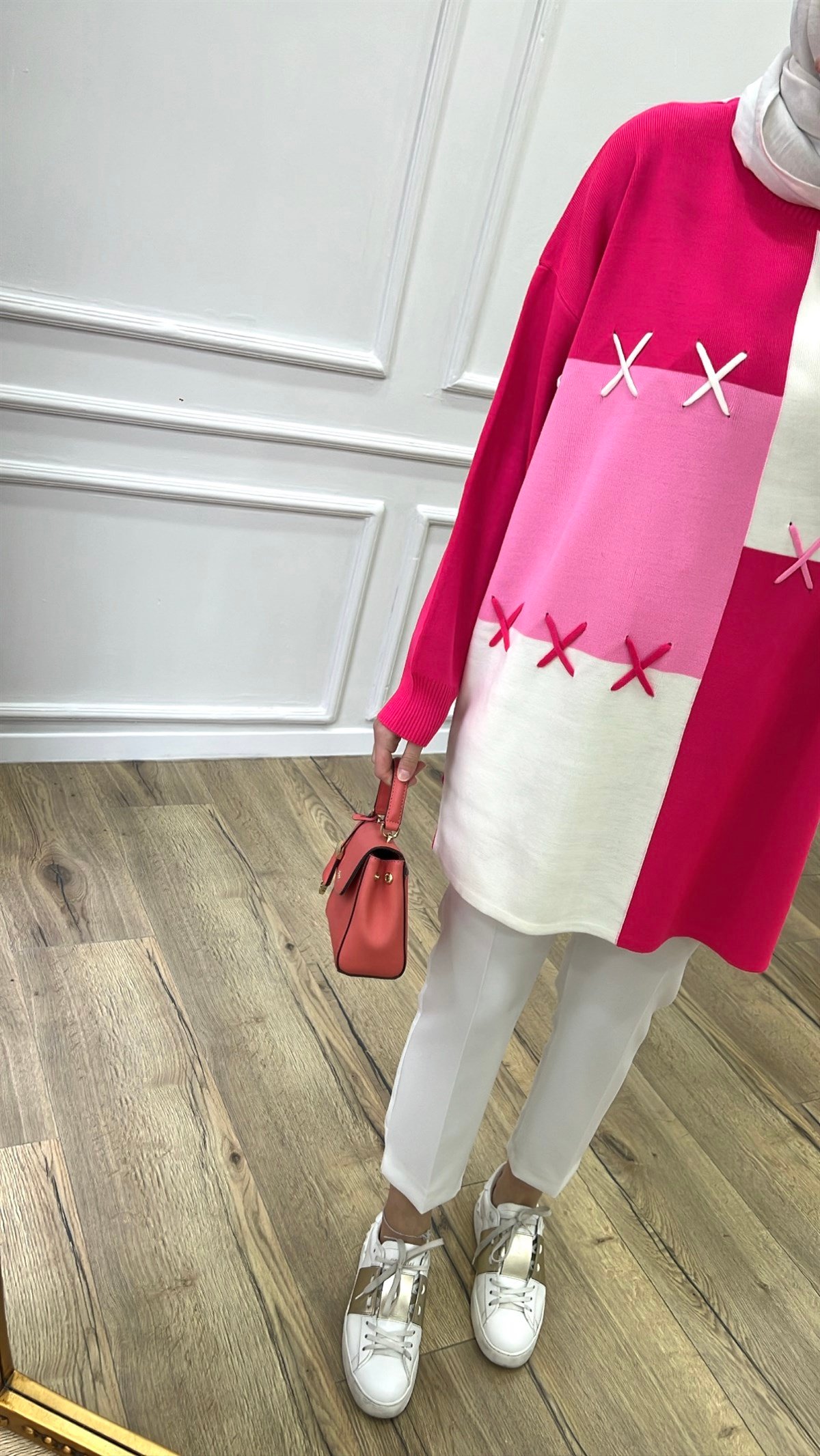 Pembe - Çapraz Detaylı Triko