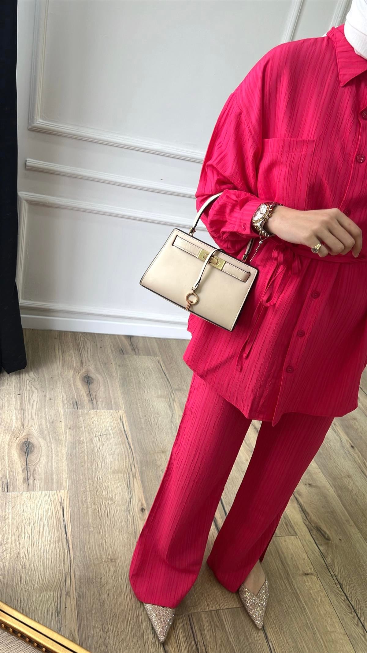 Pembe  - Heri Takım 