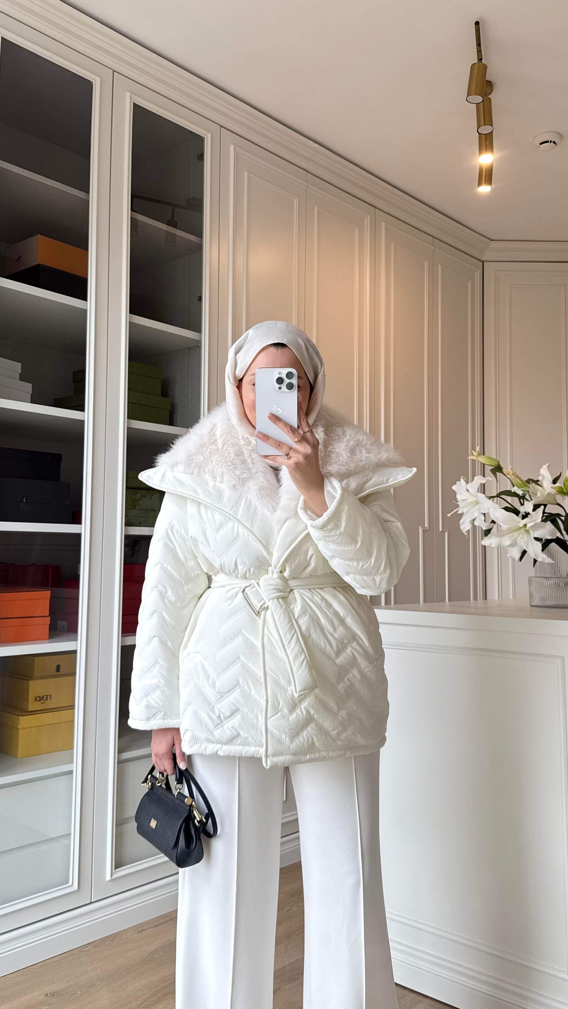 Premium Kürklü Mont Ekru