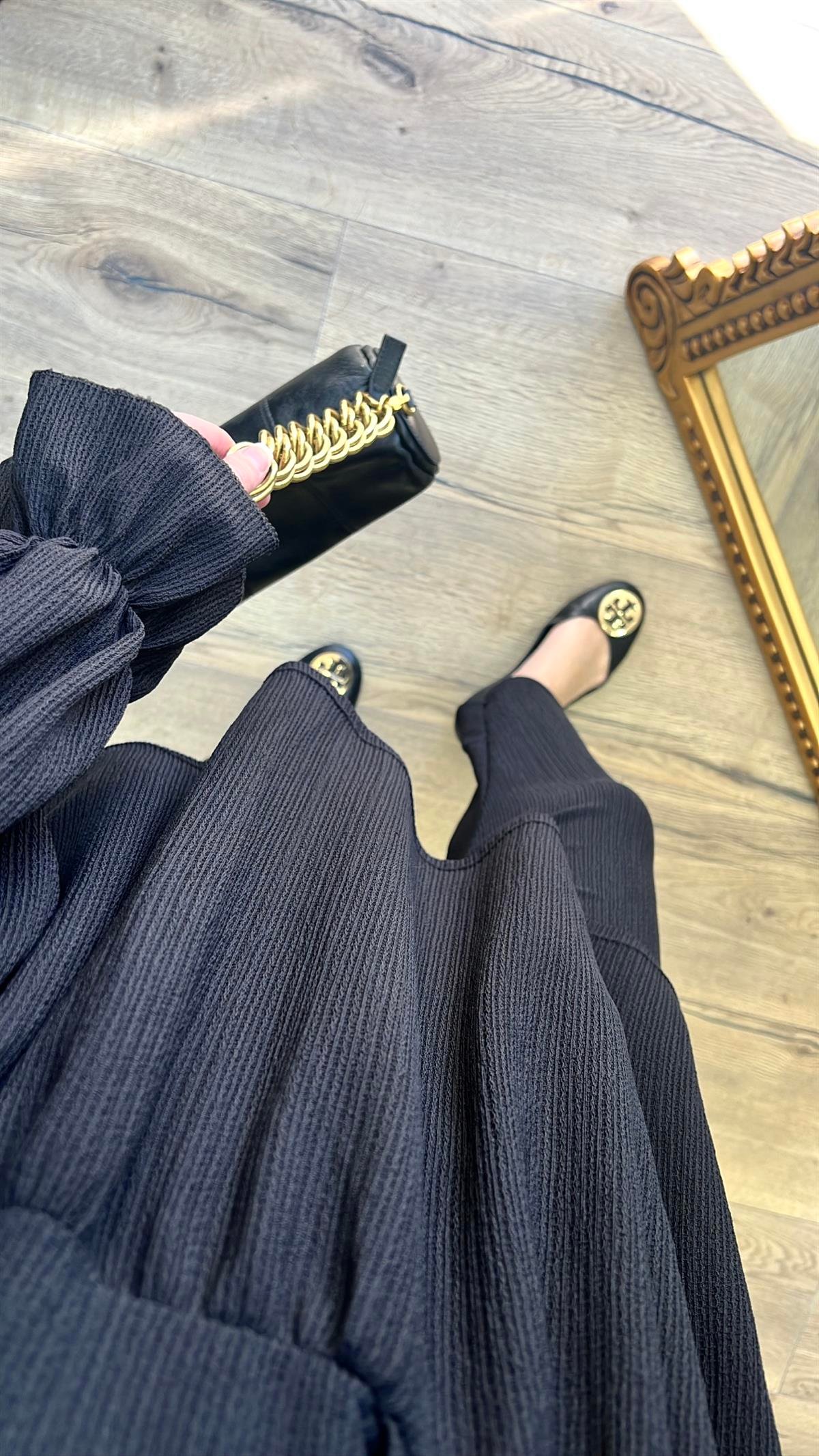 Siyah - Soft Düğmeli Takım