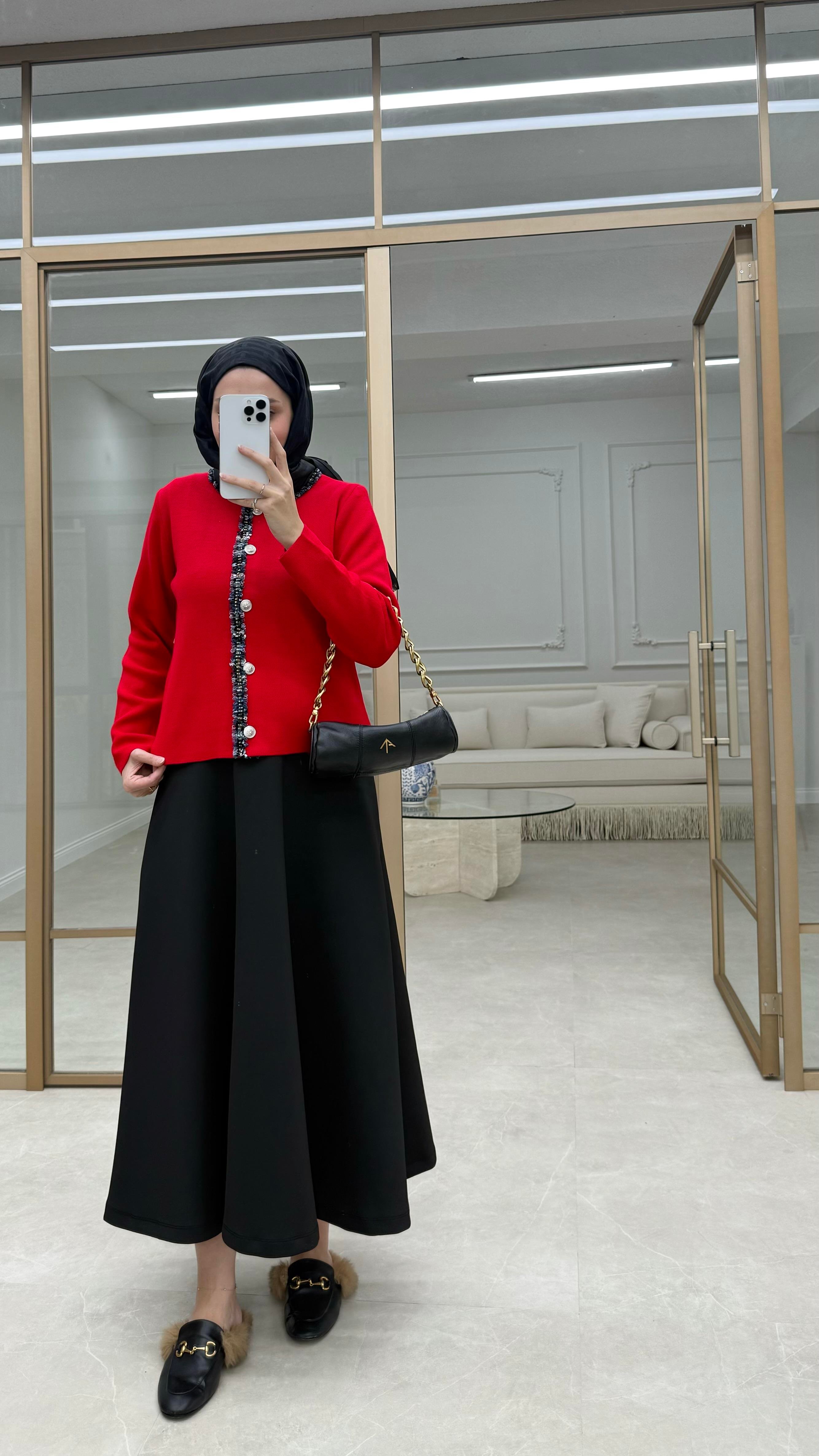 Tüvit Detaylı Triko Kırmızı