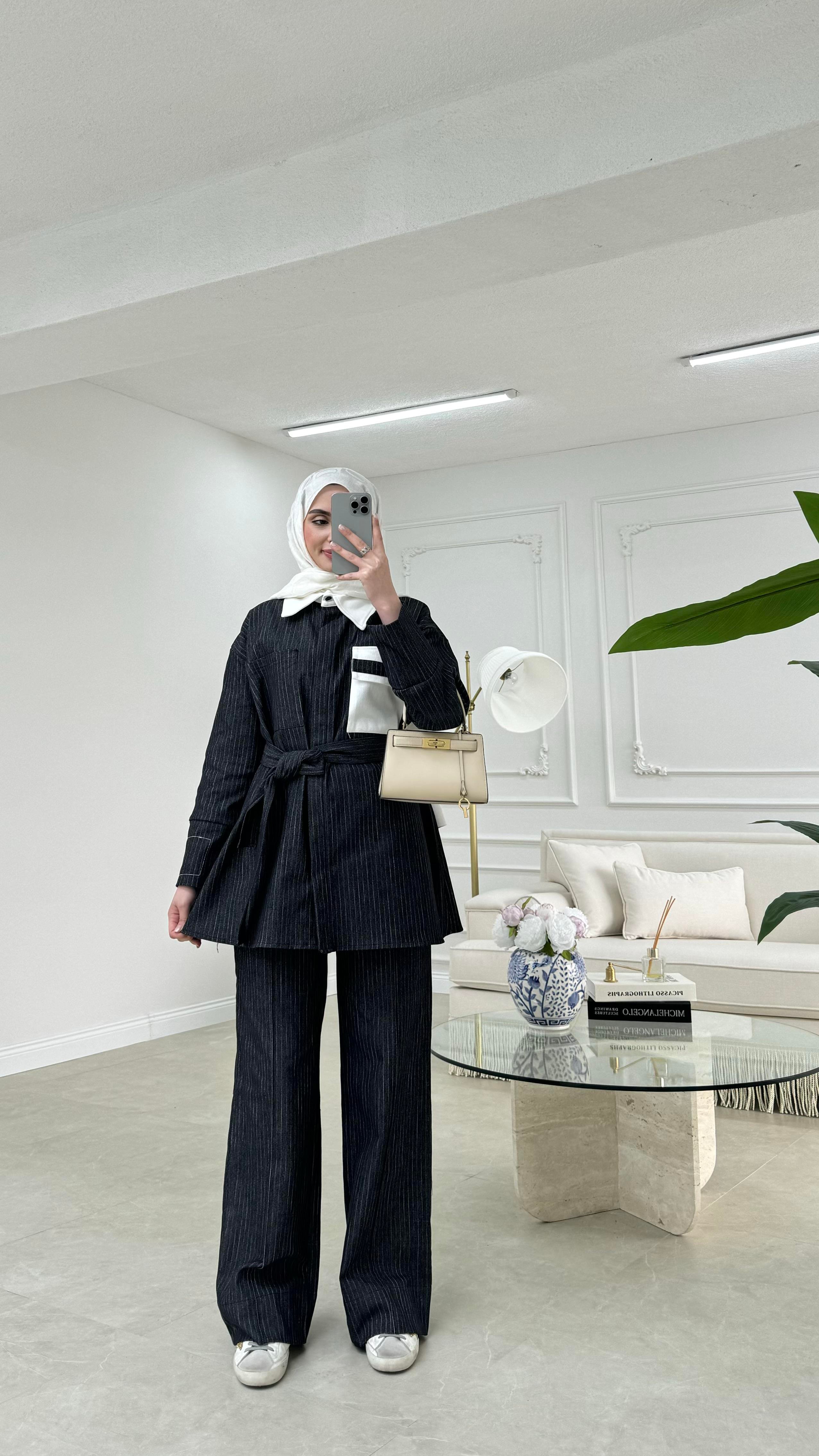Vera Çizgili Takım Siyah 
