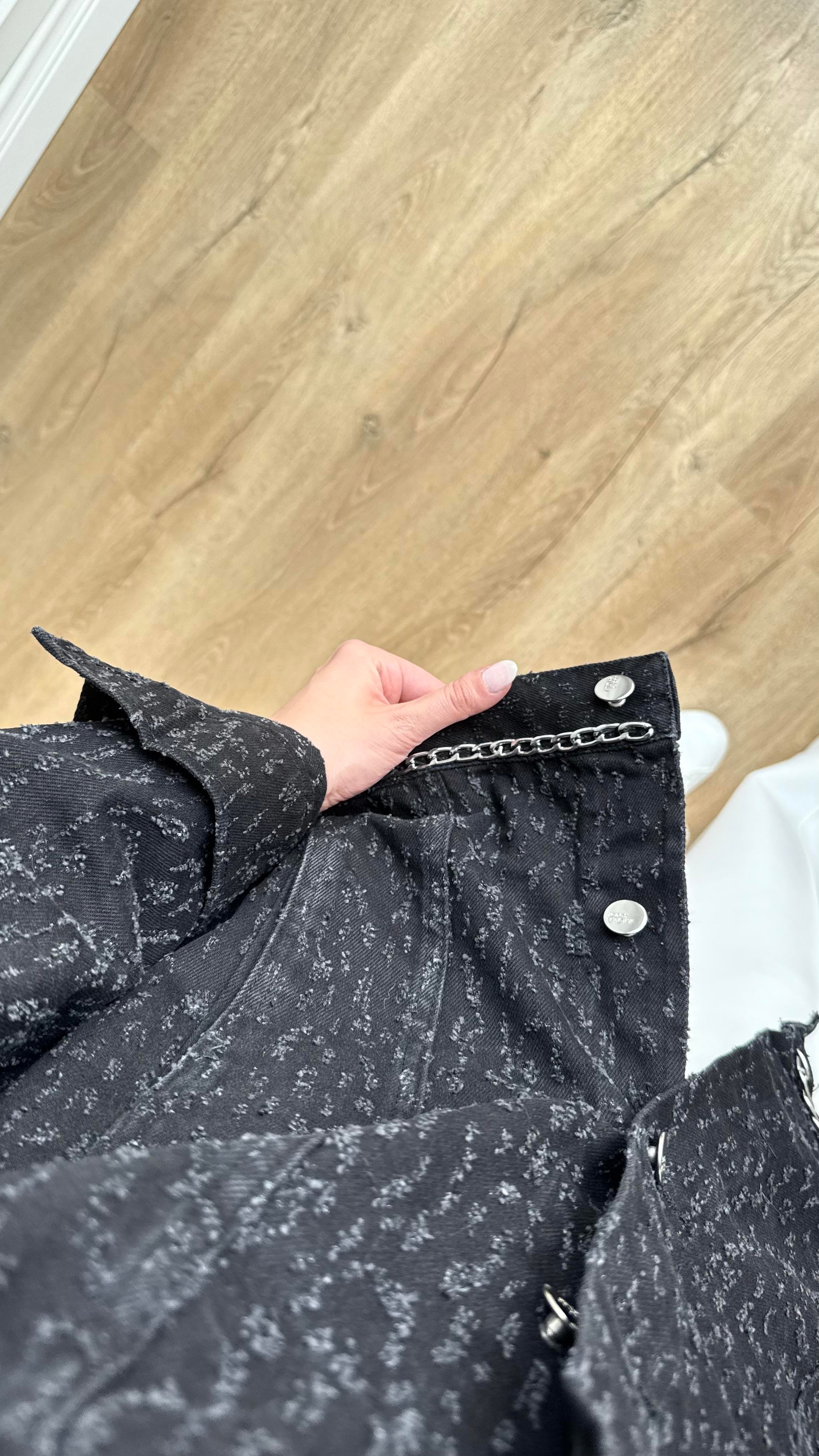 Zincir Detaylı Denim Ceket 