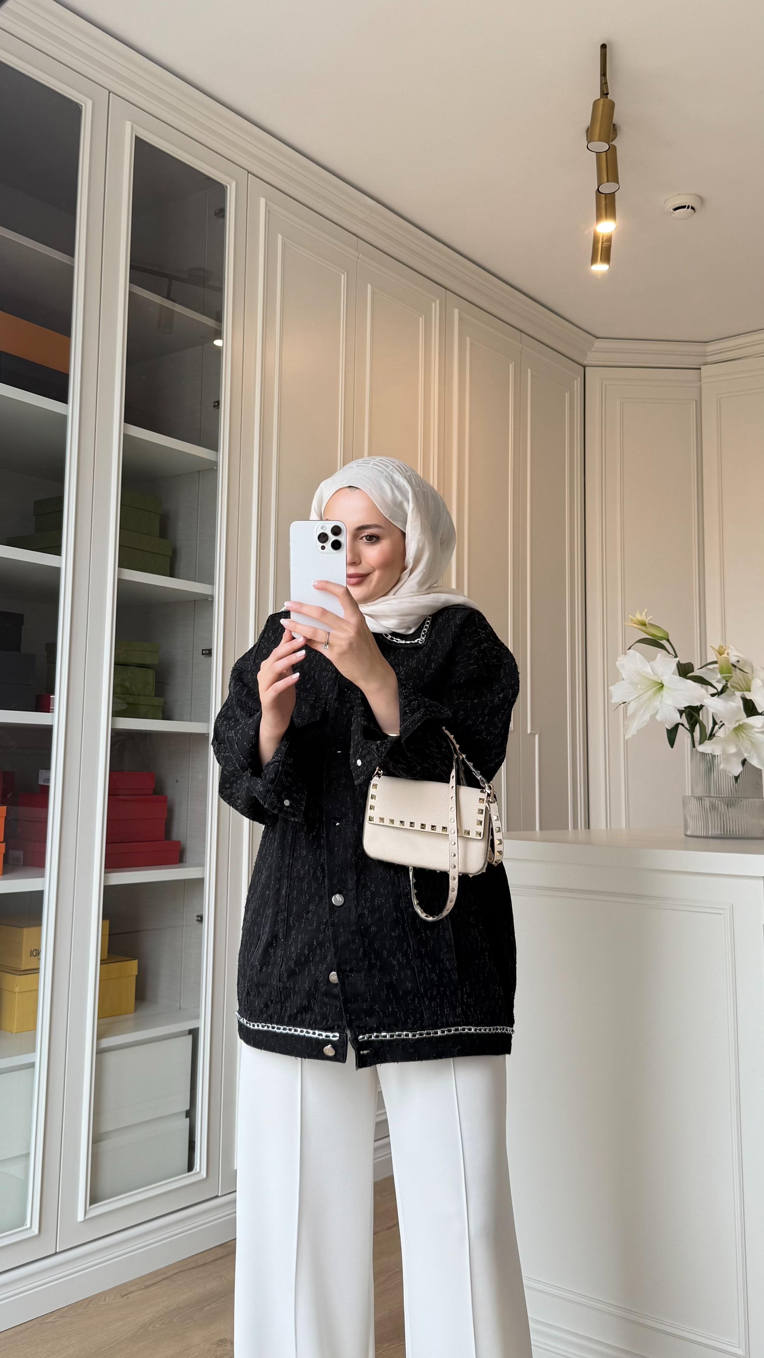Zincir Detaylı Denim Ceket 