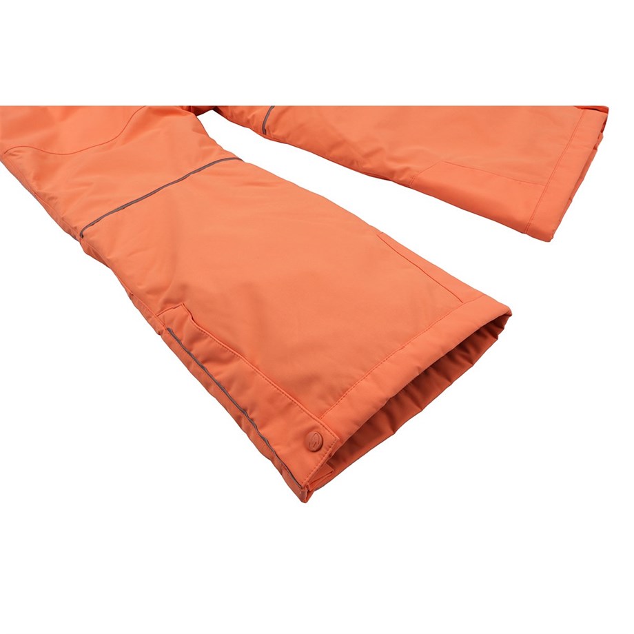 Akita Jr II Cantaloupe