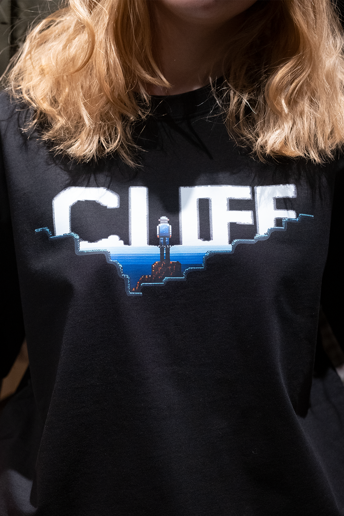 Cliff Logo No.2 Tişört - Rahat Kesim, %100 Pamuk