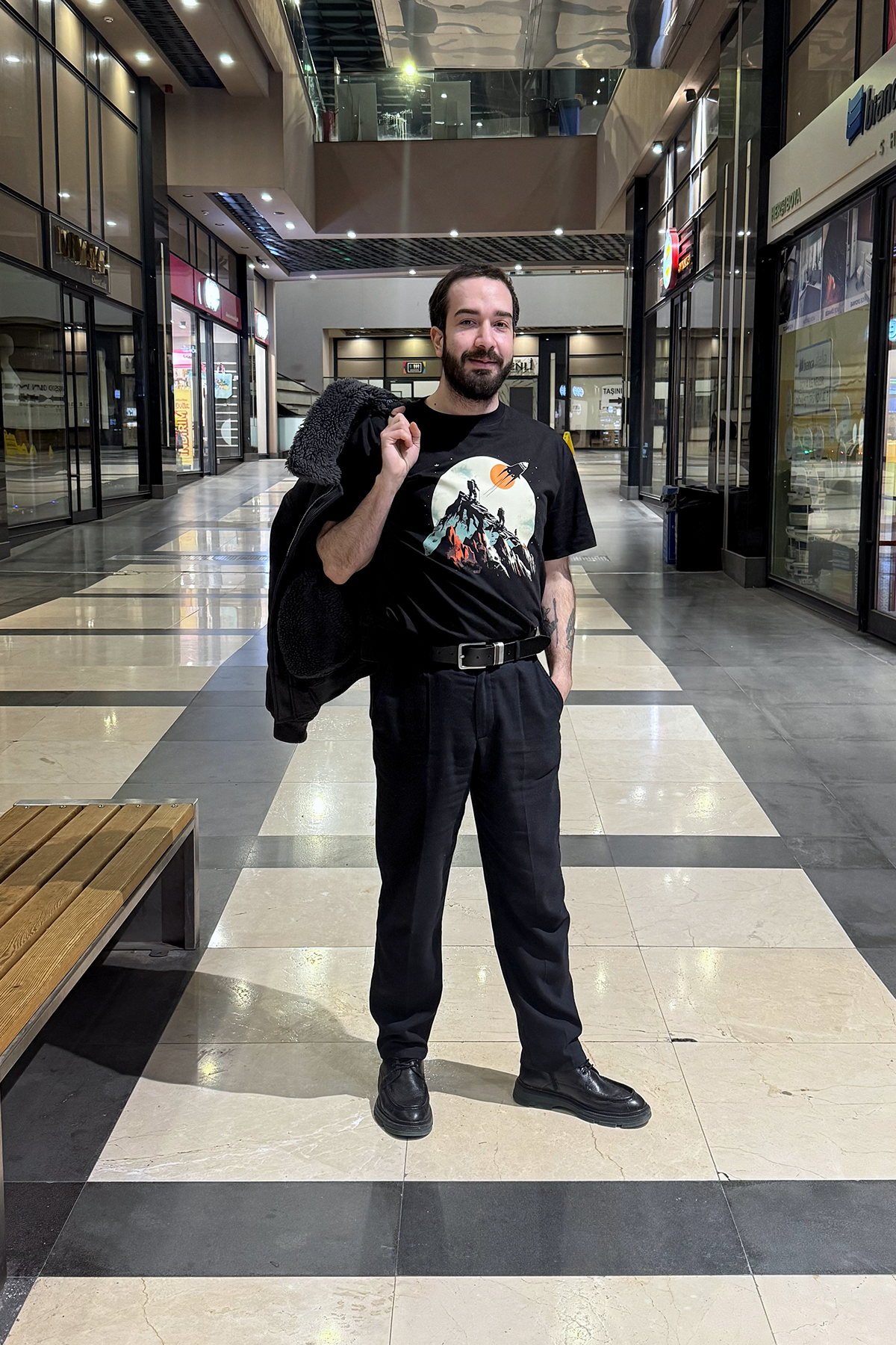 Cliff Lunatic Tişört - Rahat Kesim, %100 Pamuk