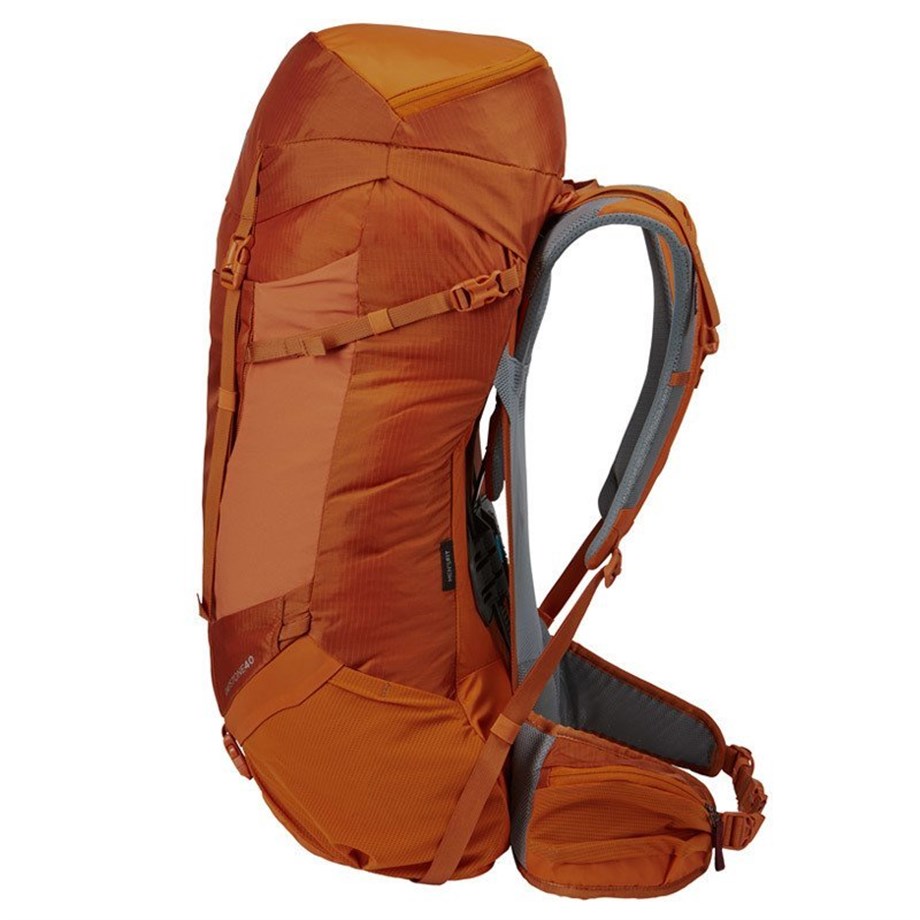 THULE CAPSTONE 40 L TURUNCU SIRT CANTASI