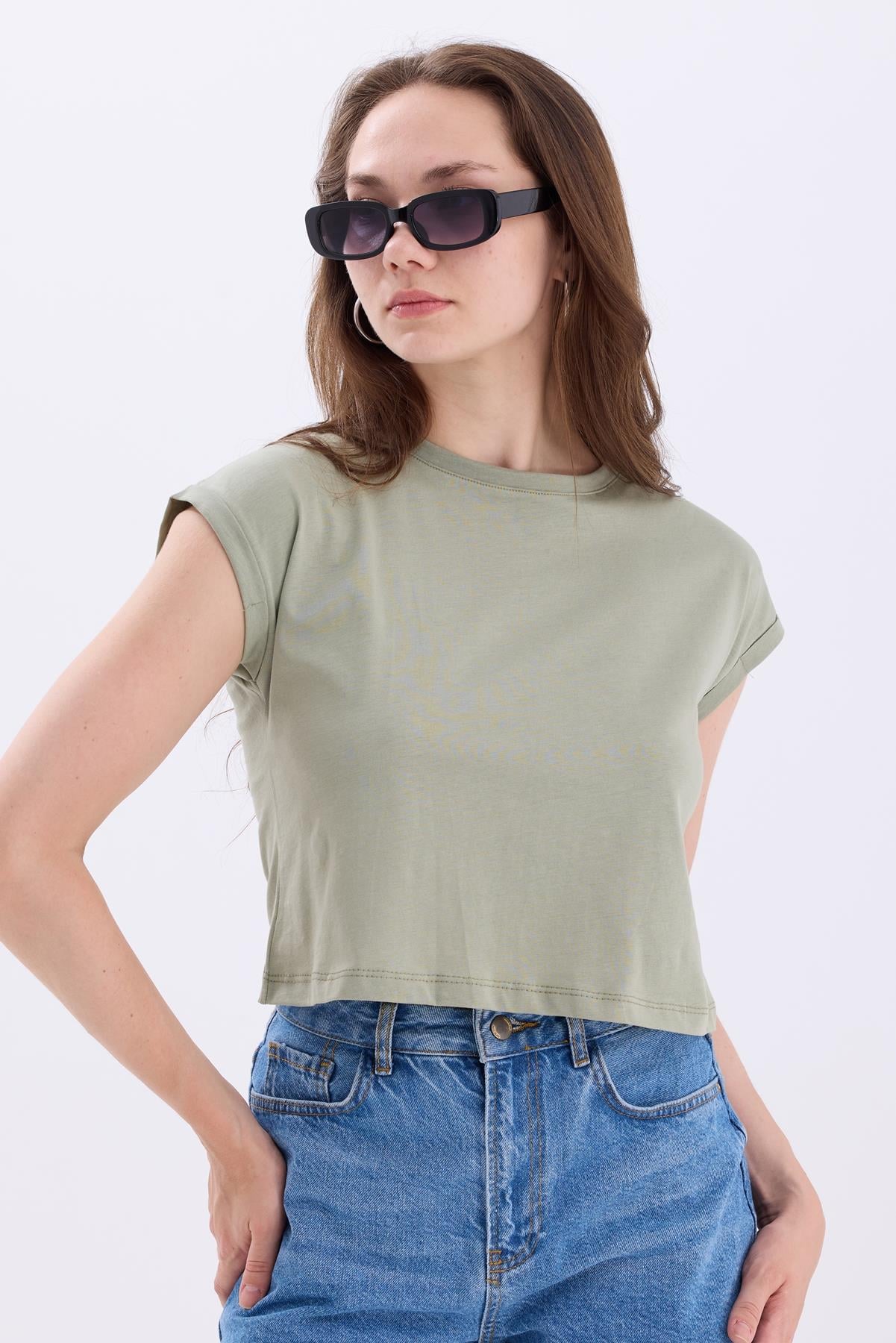 Bisiklet Yaka Yarasa Kollu Basic Crop Tişört - Mint Yeşil