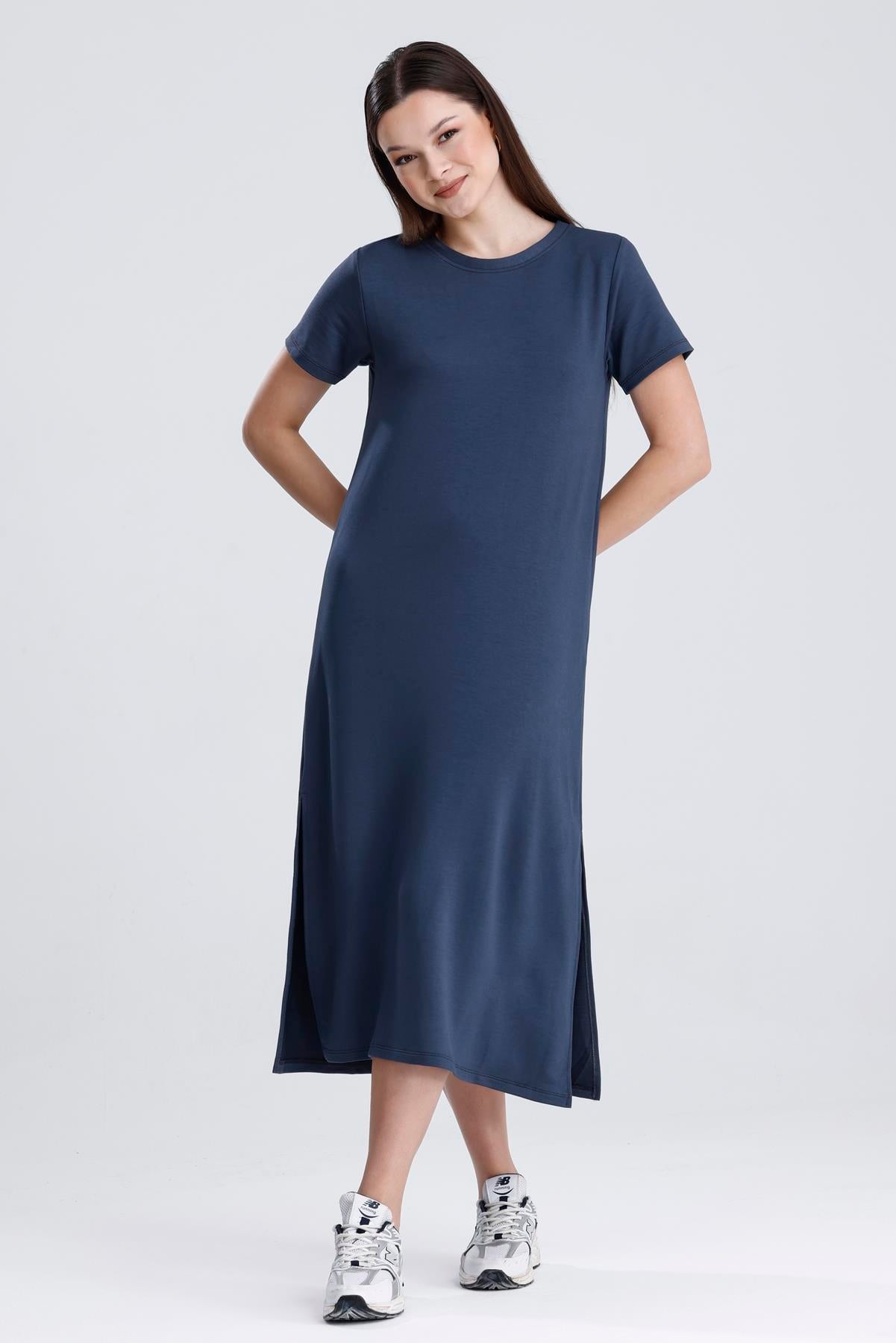 Bisiklet Yaka Yırtmaçlı Modal Basic Salaş Elbise - Antrasit