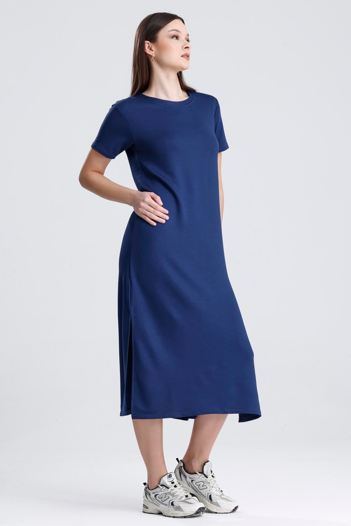 Bisiklet Yaka Yırtmaçlı Modal Basic Salaş Elbise - Lacivert