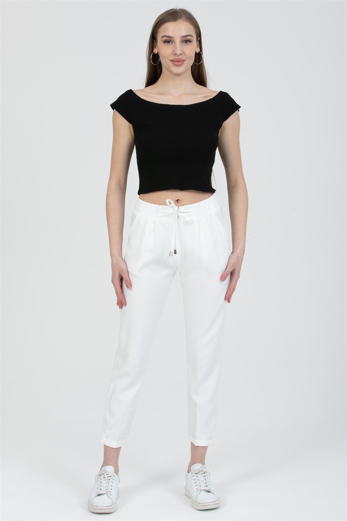 Önden Gizli Fermuarlı Pileli Duble Paça Cepli  Havuç Pantolon - Ekru  