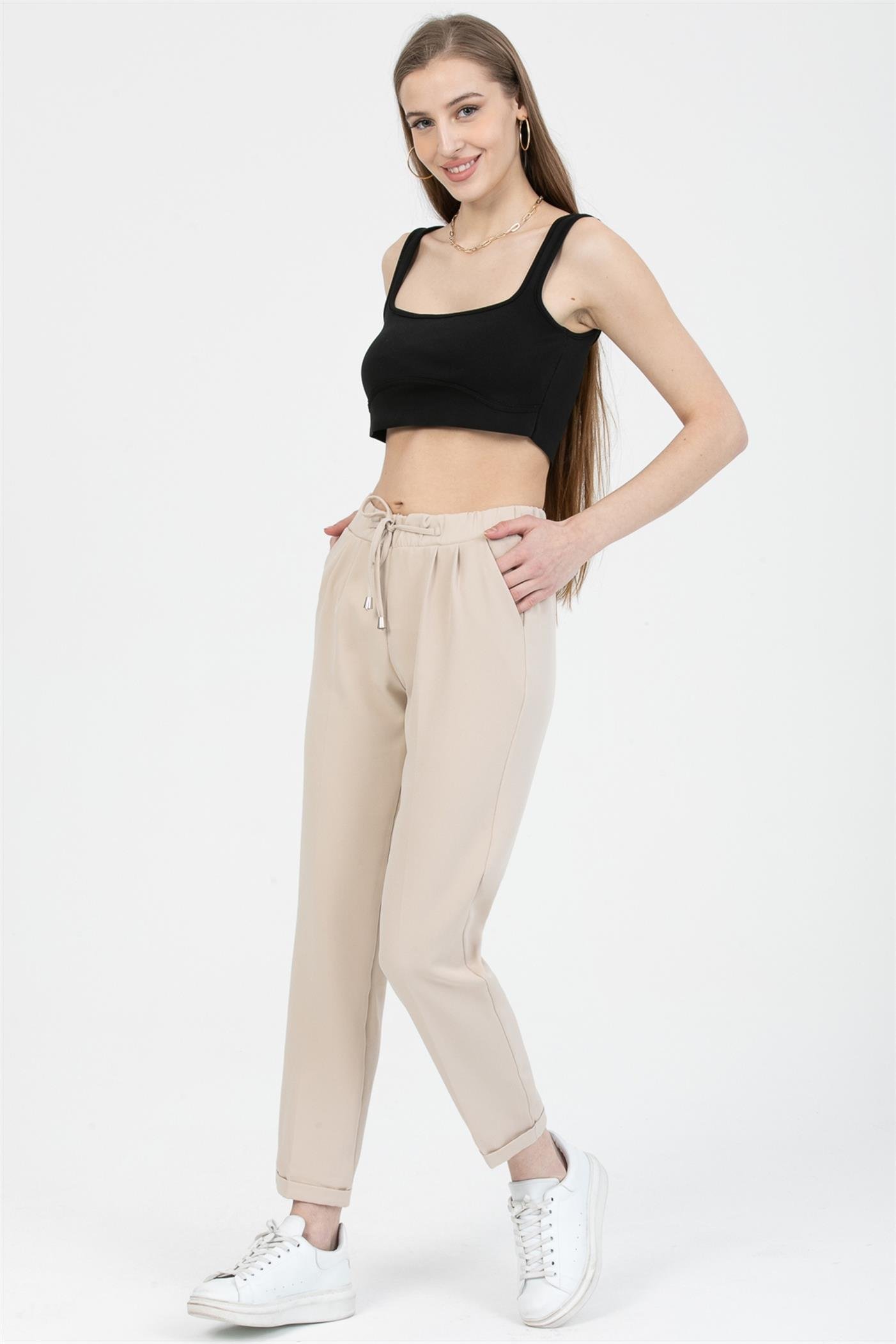 Önden Gizli Fermuarlı Pileli Duble Paça Cepli  Havuç Pantolon - Bej 