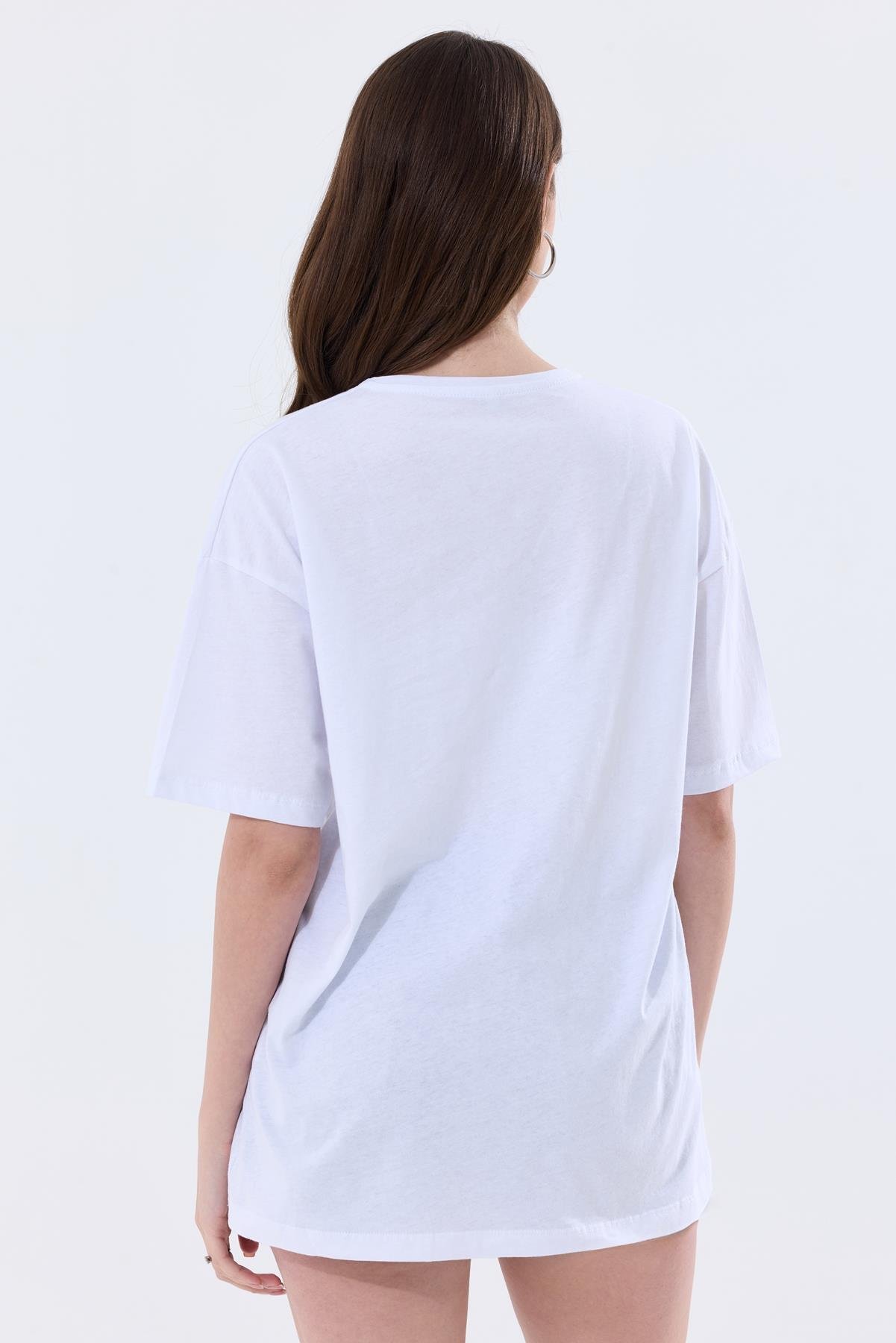 Önü Baskılı Pamuklu Basic Oversize Tişört - Beyaz