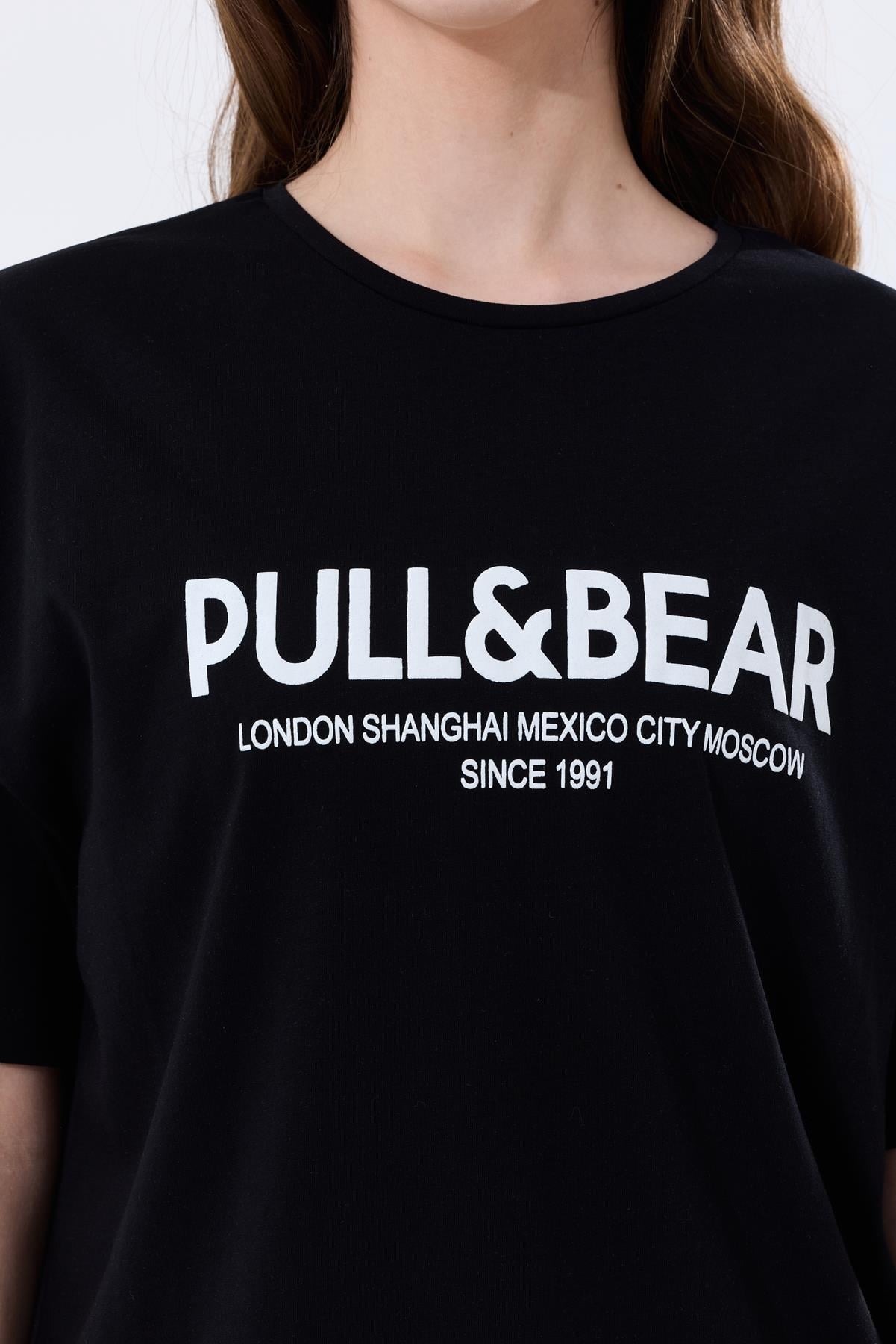 Önü Baskılı Pamuklu Basic Oversize Tişört - Siyah