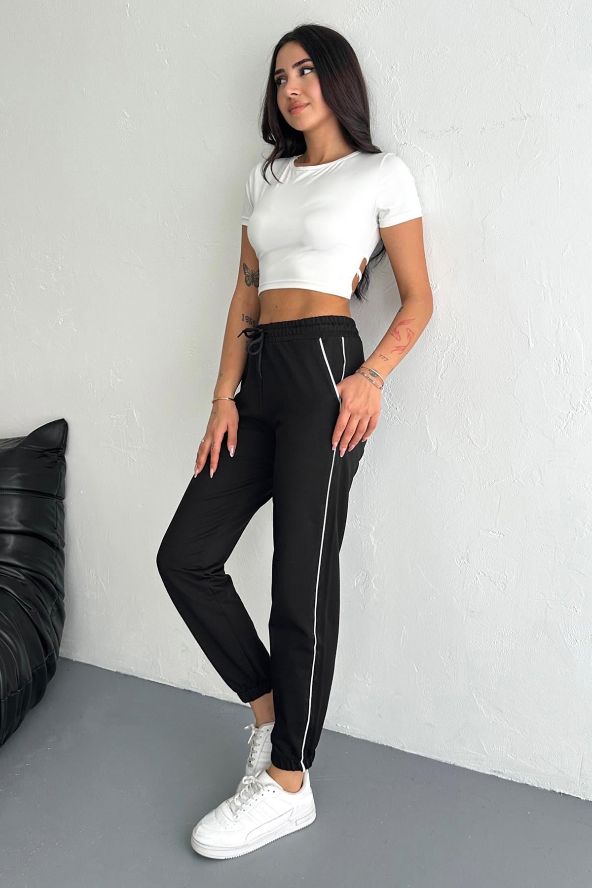 Şerit Detaylı Paça Lastikli Kompakt Penye Eşofman - Siyah