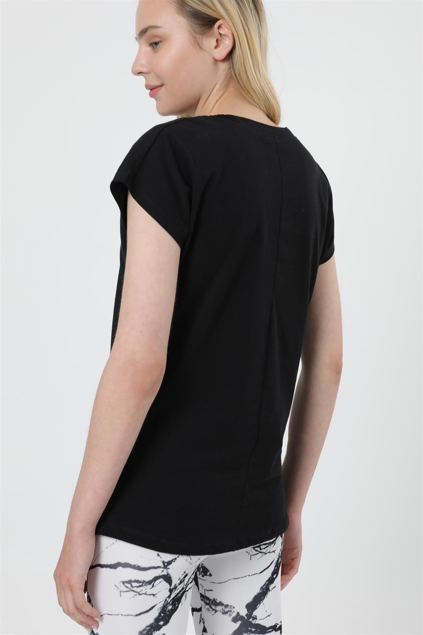 Yarasa Kollu Pamuklu Basic T-Shirt - Siyah