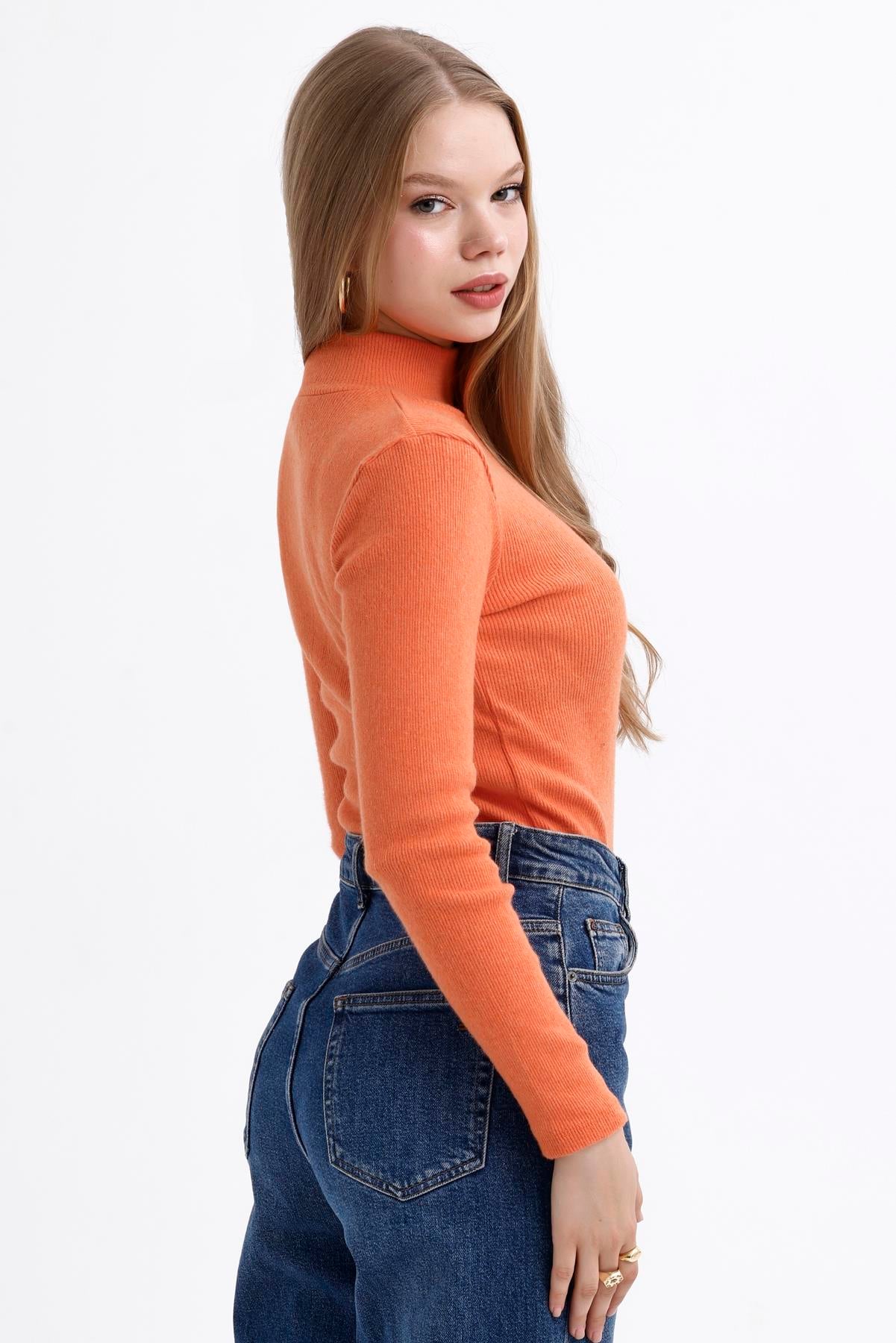 Yarım Balıkçı Yaka Şardonlu Fitilli Kazak - Turuncu