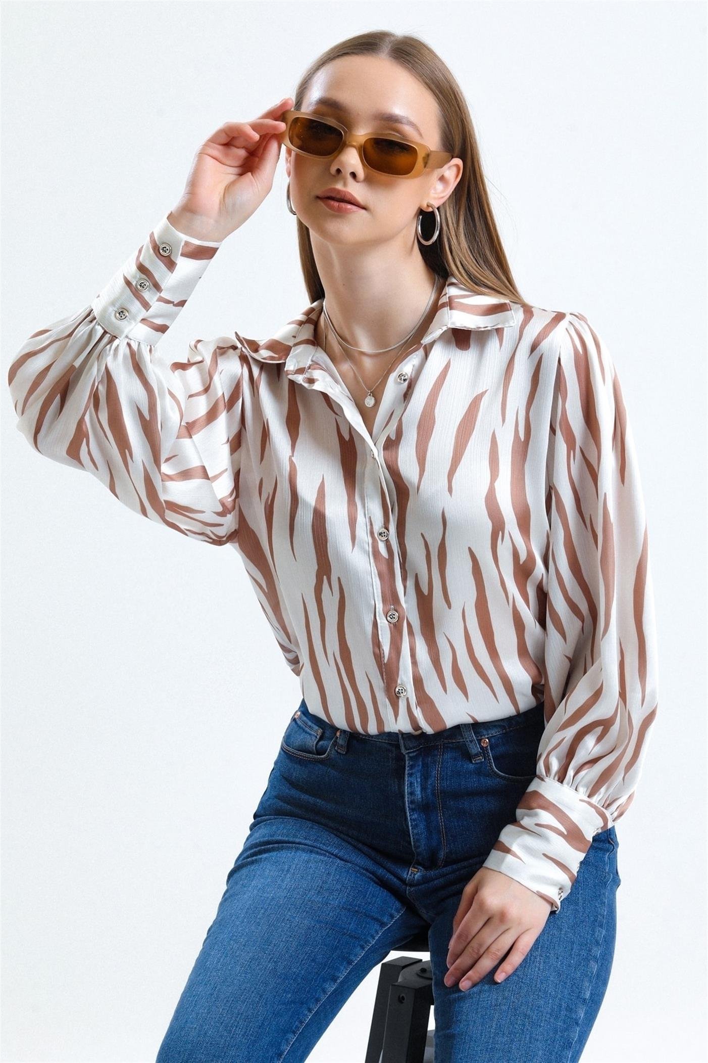 Zebra Desenli Balon Kollu Oversize Saten Gömlek - Sütlü Kahve