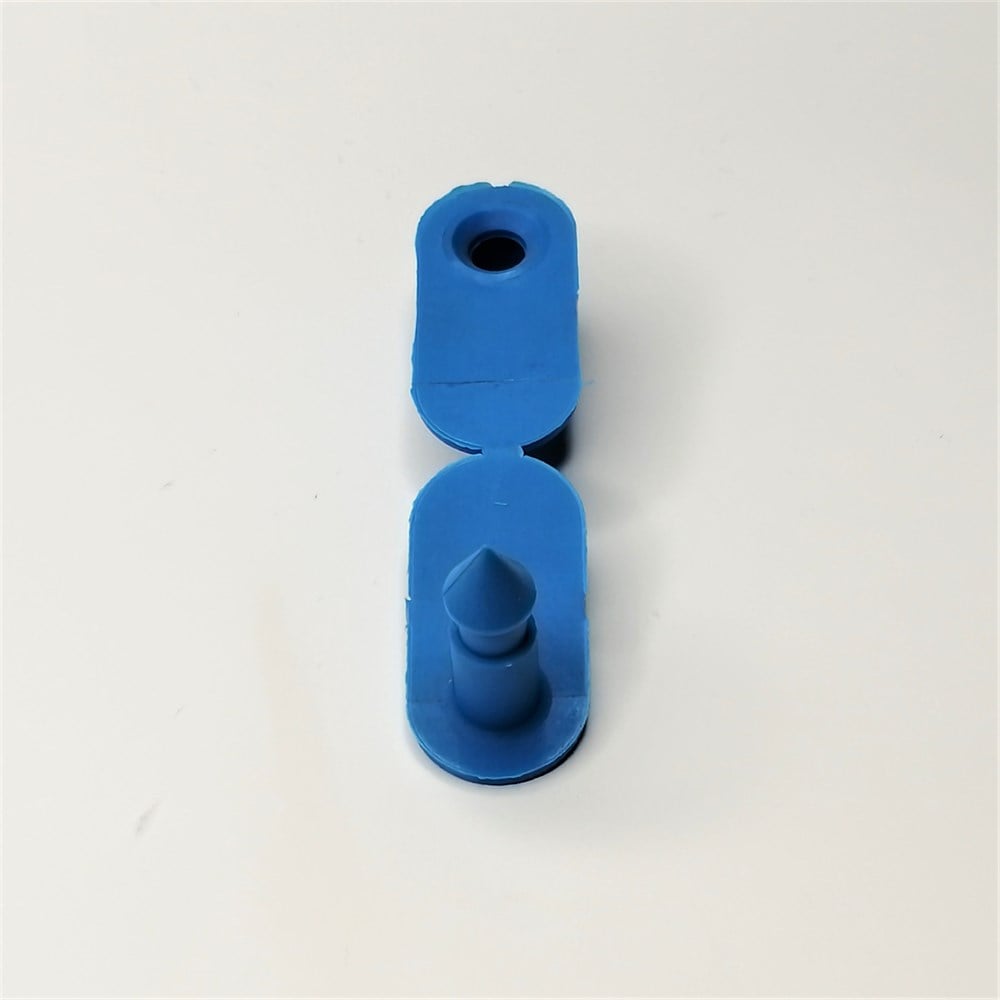 F100 - Plastik Uçlu Fişek Küpe
